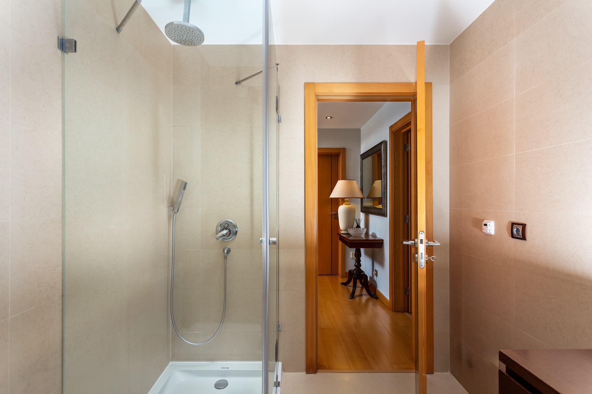 Apartamento-cascais-t2-luxo-piscina-infinita-43.jpg