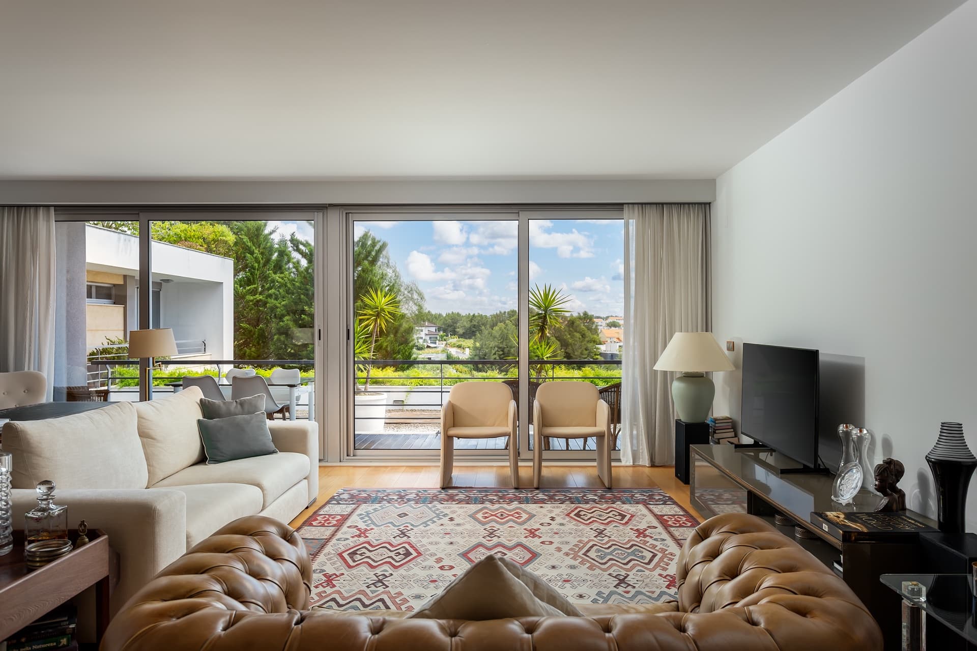 Apartamento-cascais-t2-luxo-piscina-infinita-35.jpg