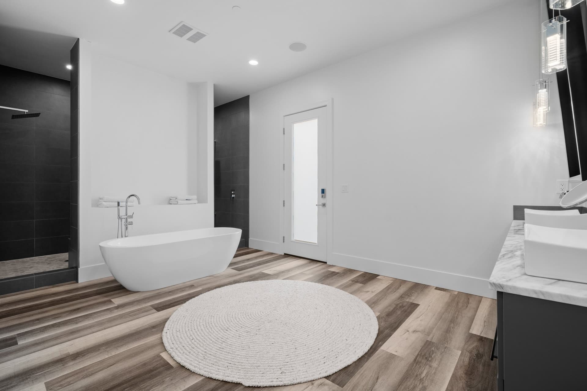 16524 116th St E-26.jpg