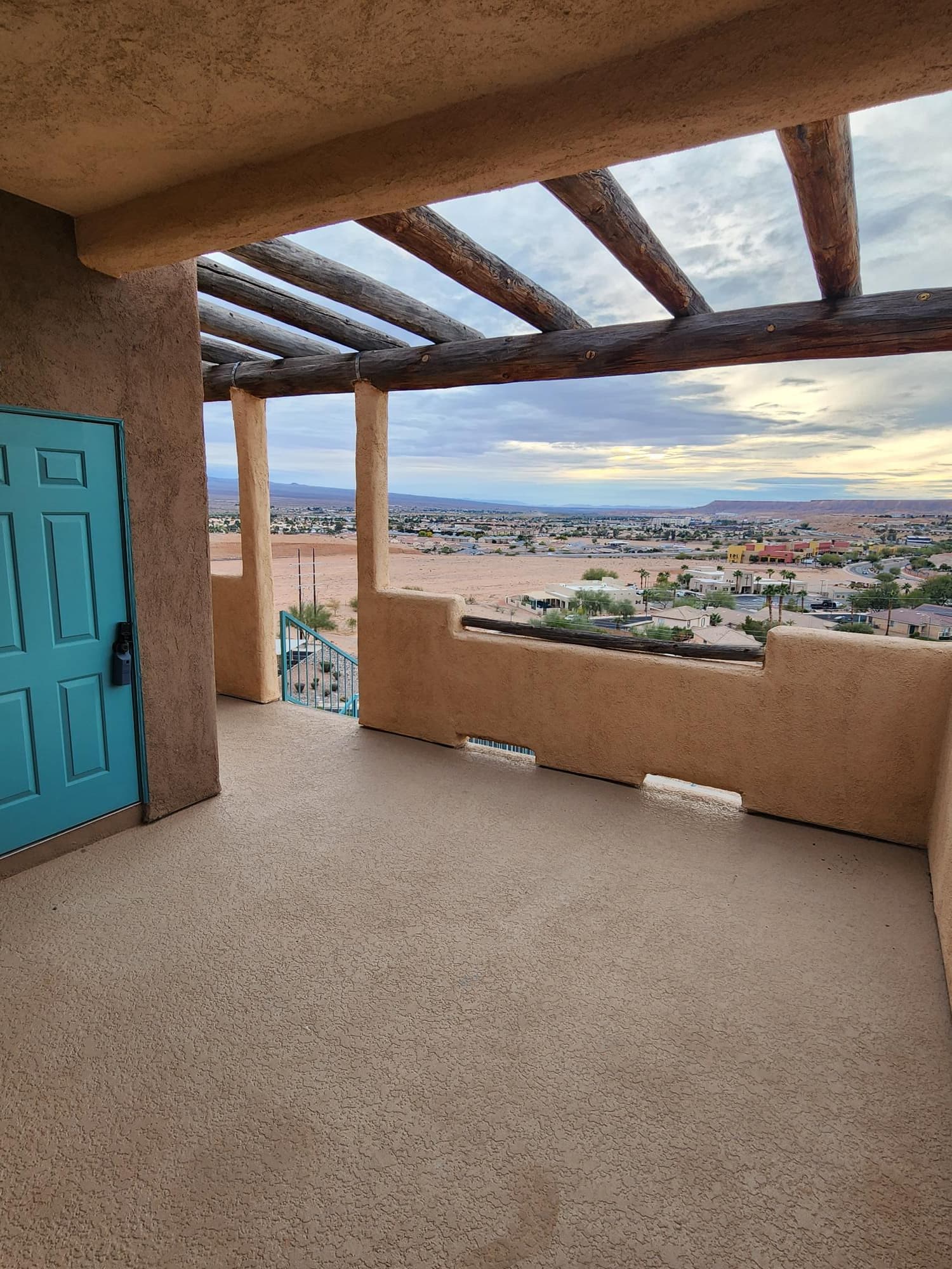 Front Deck 2.jpg