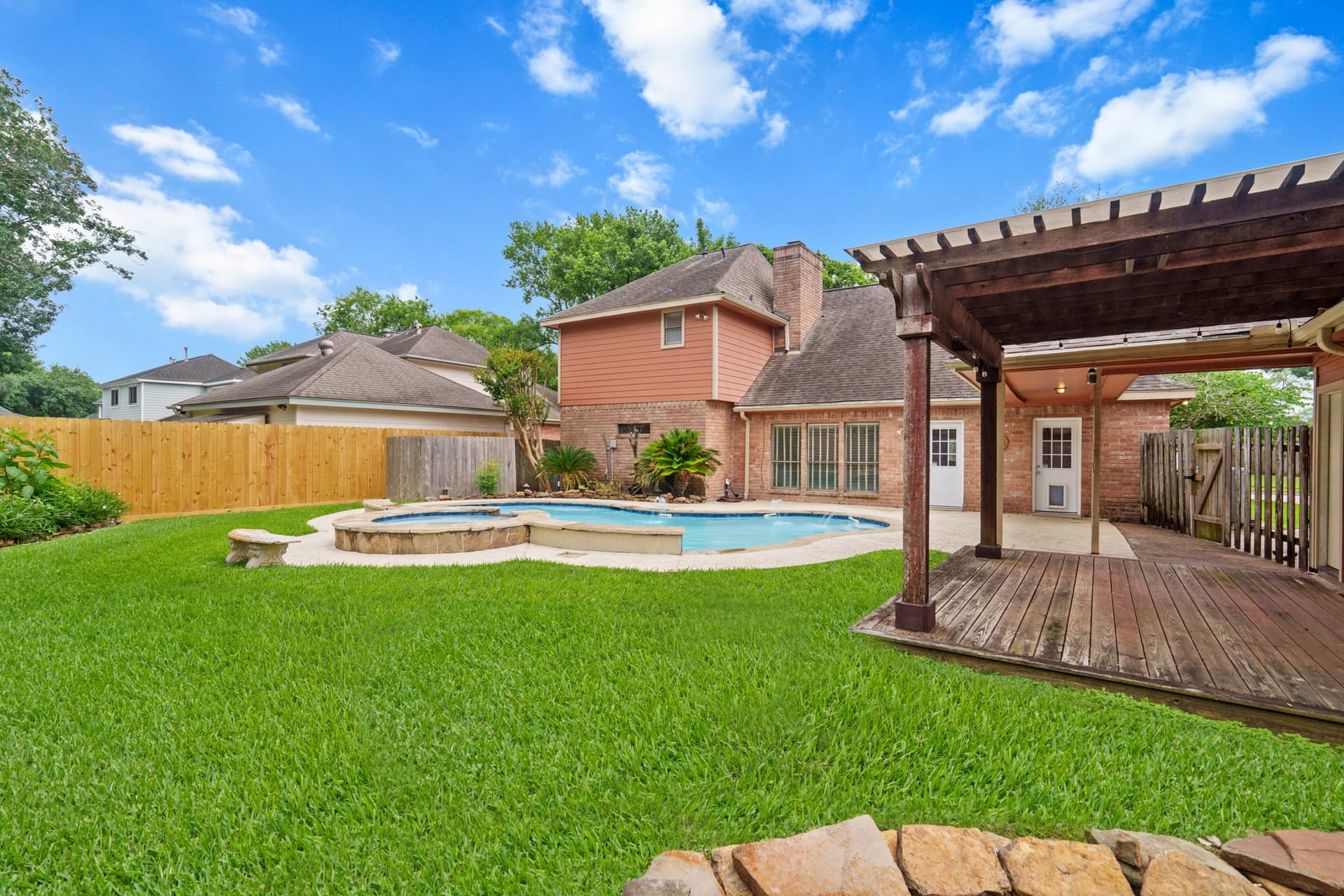 1402 Bittersweet Dr Richmond TX 37.jpg