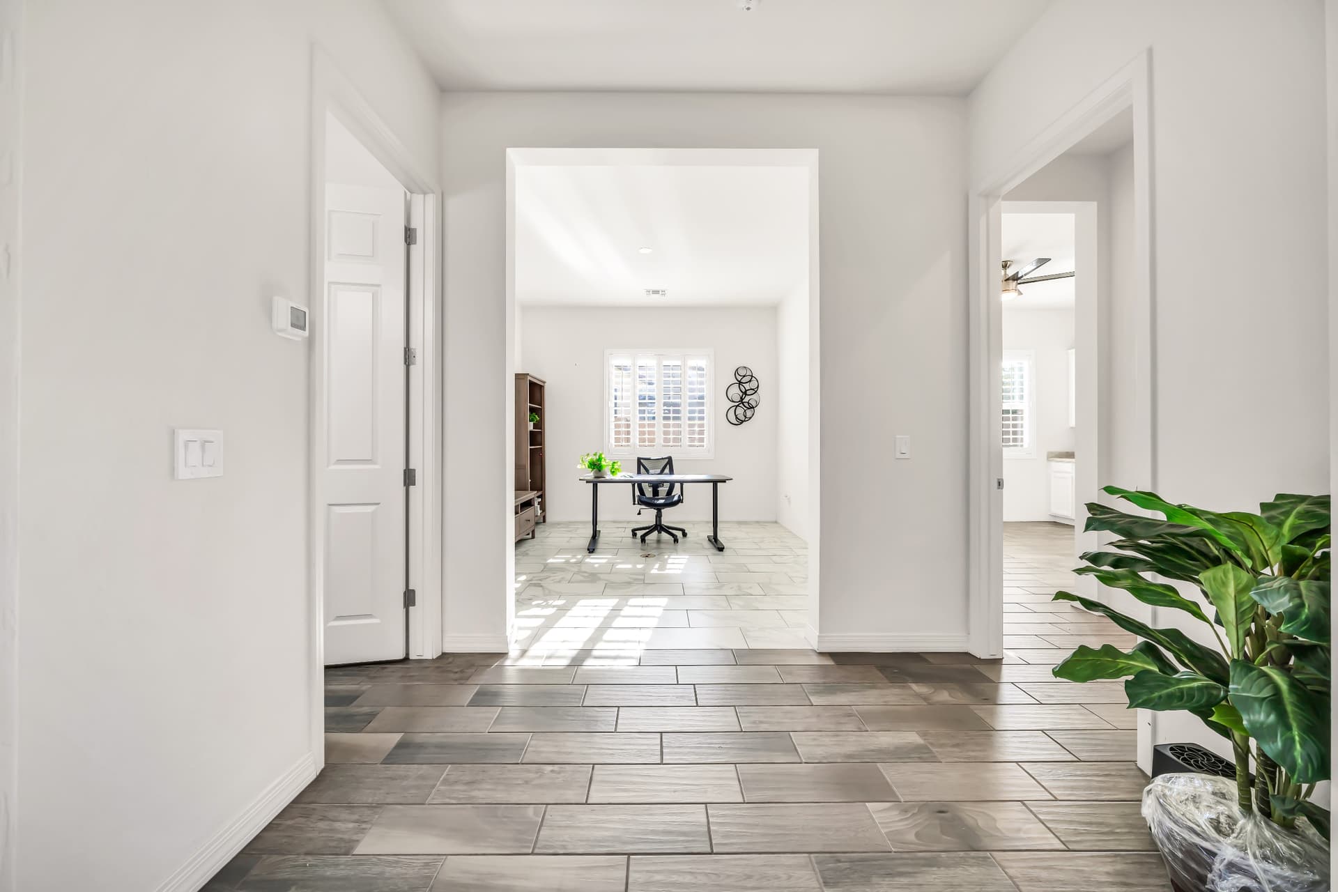 13851 Blossom way-56.jpg
