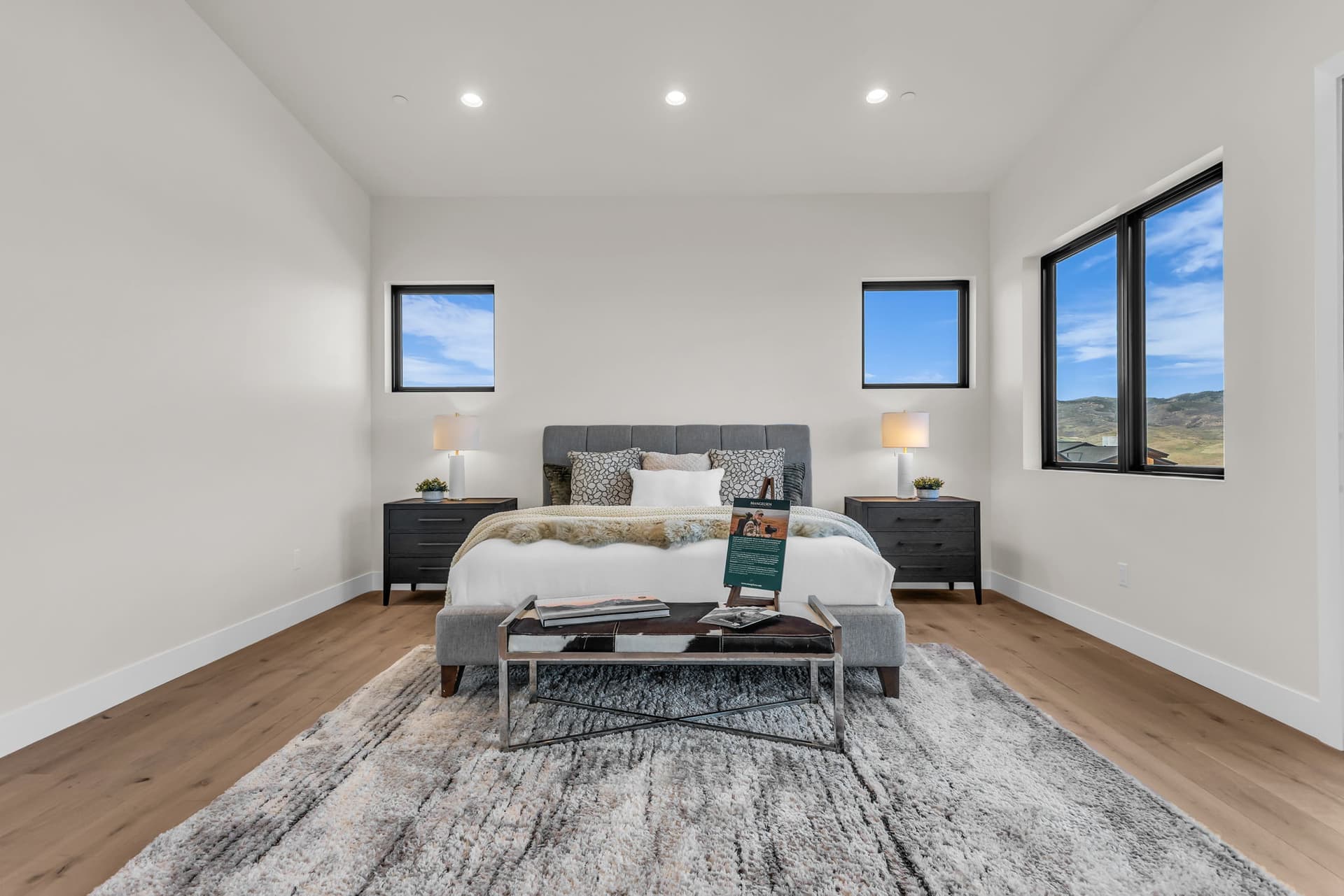 6-web-or-mls-1092-trailridge-dr.jpg