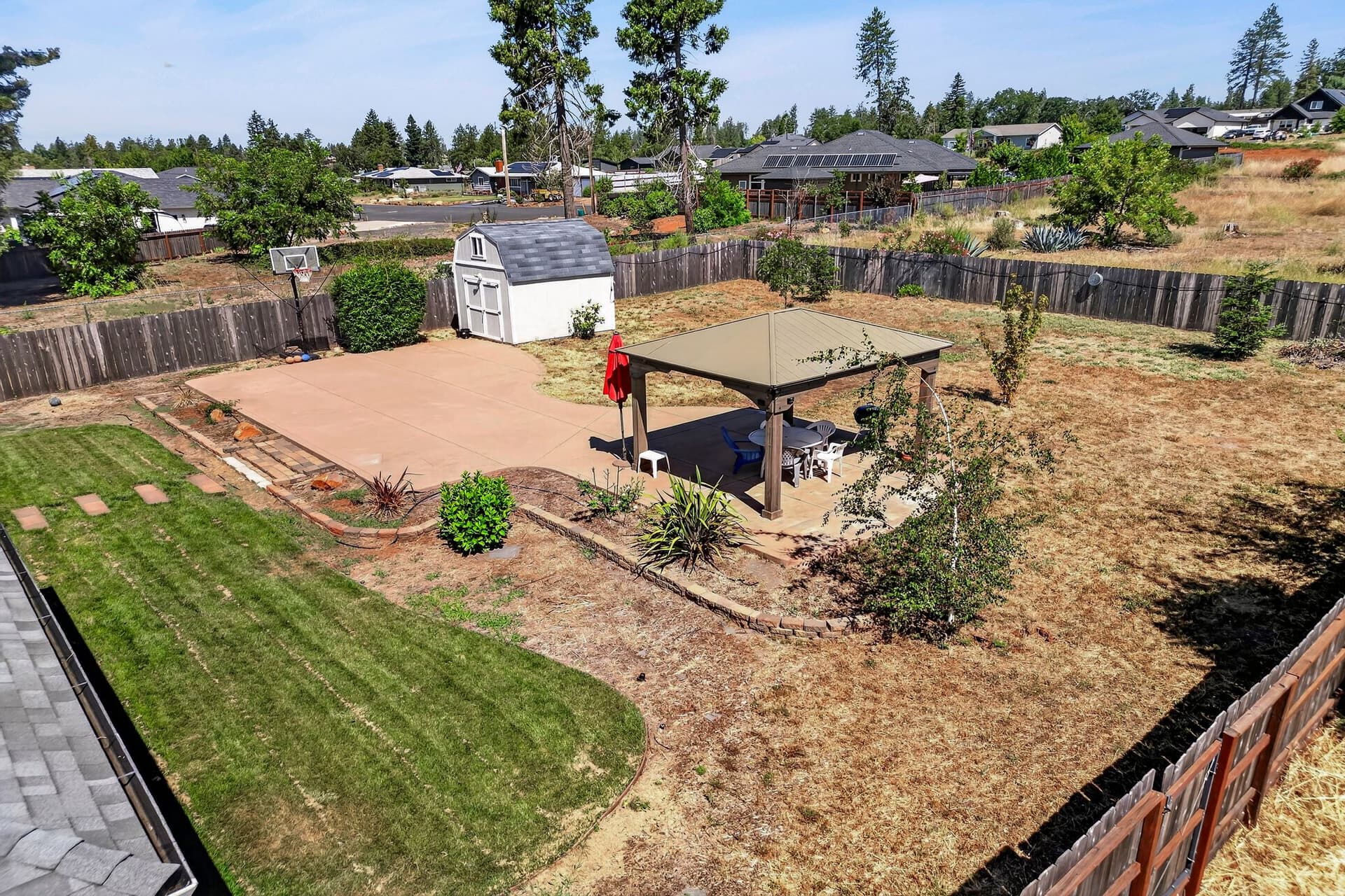 1369 Nunneley Rd - 047 (Photos).jpg