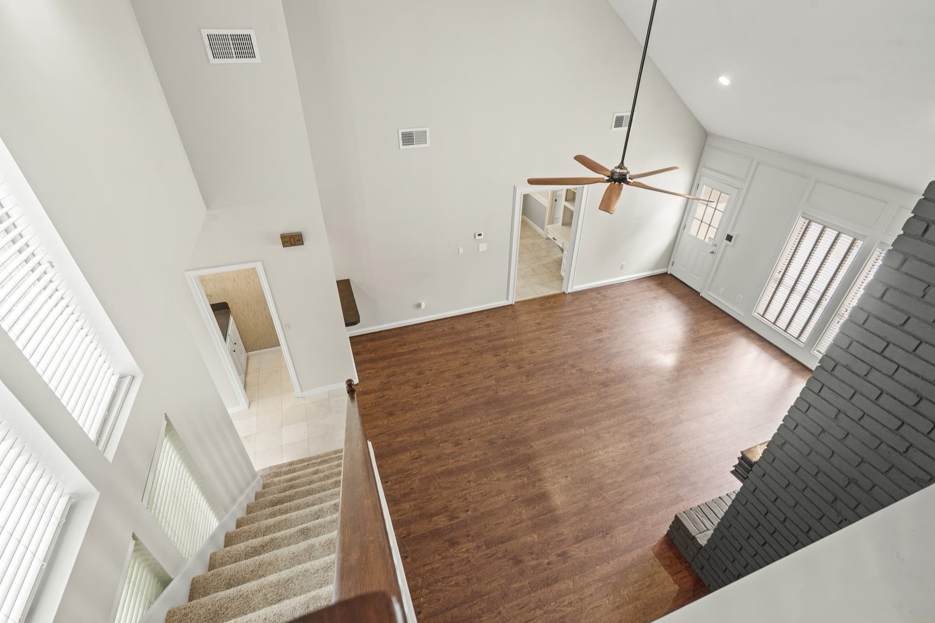 Living Room 3.jpg