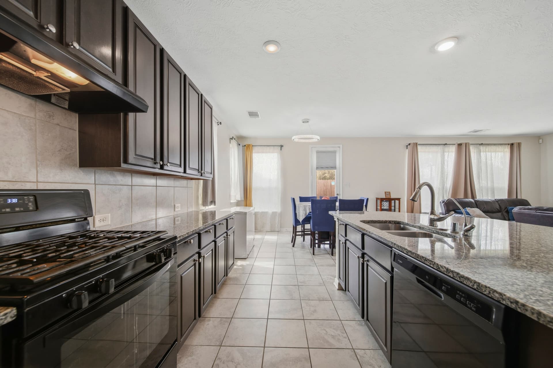 19826 Belissima Aurora Ln Cypress TX 23.jpg