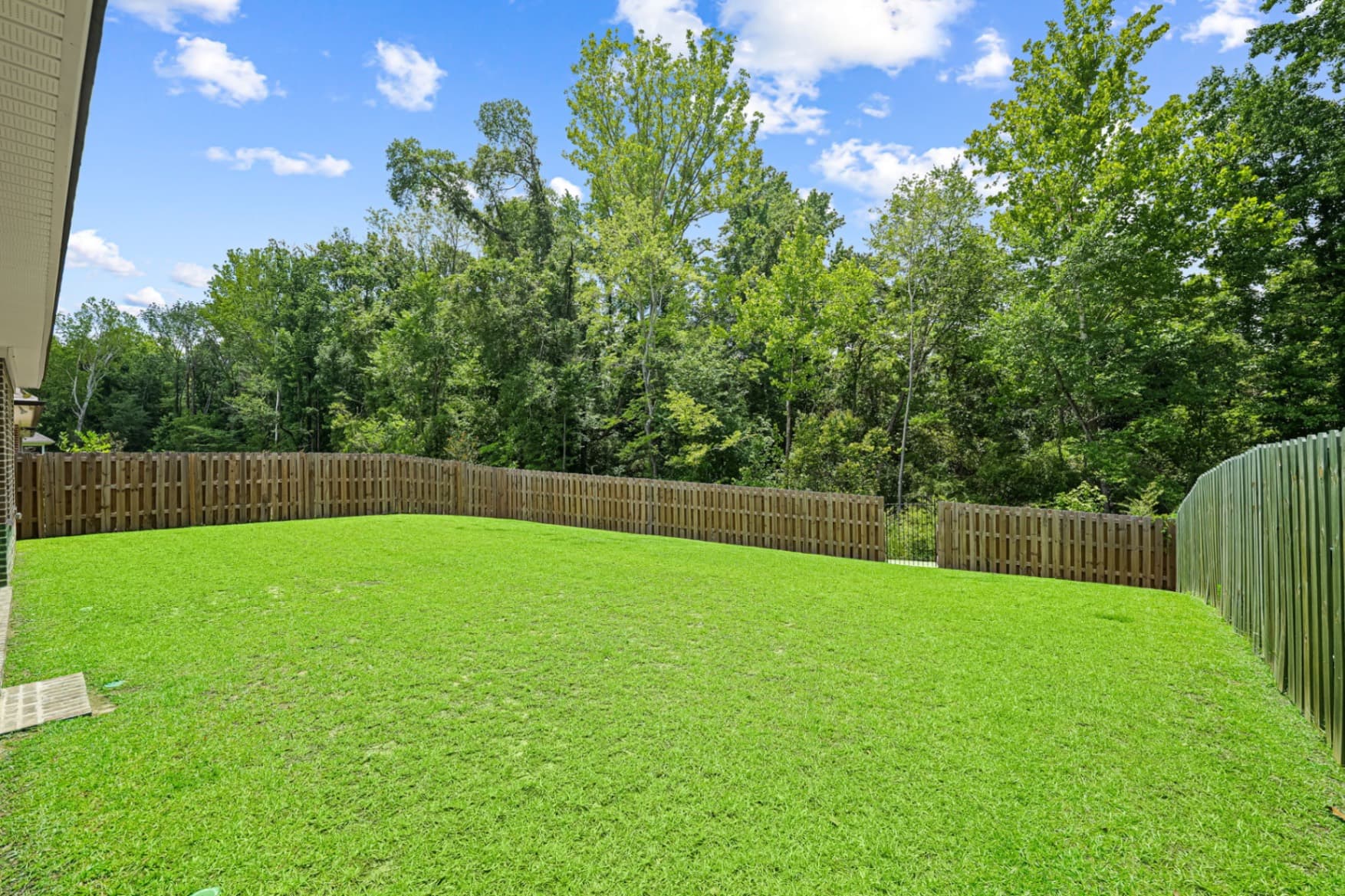 39-web-or-mls-1014 Cedar Crest Ln (35 of 46).jpg