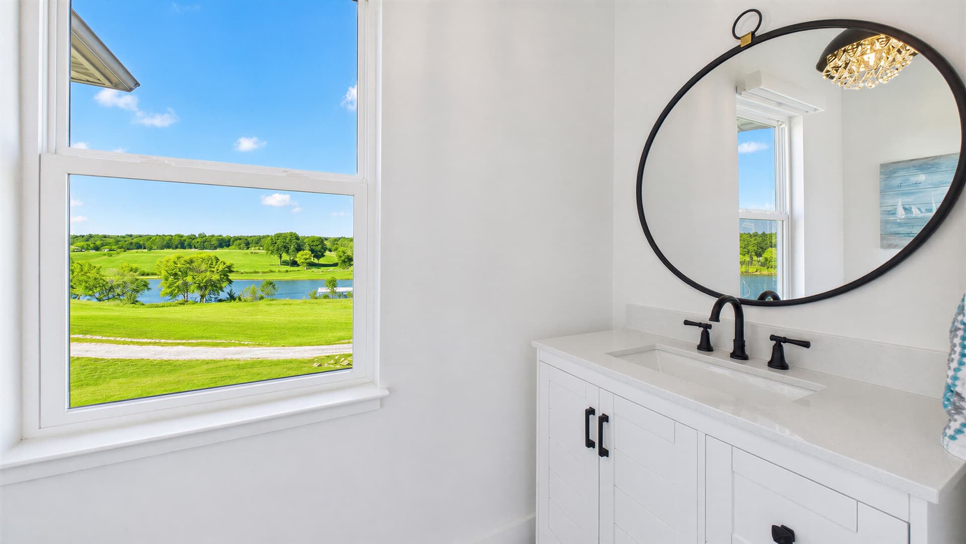 019_Half Bath.jpg