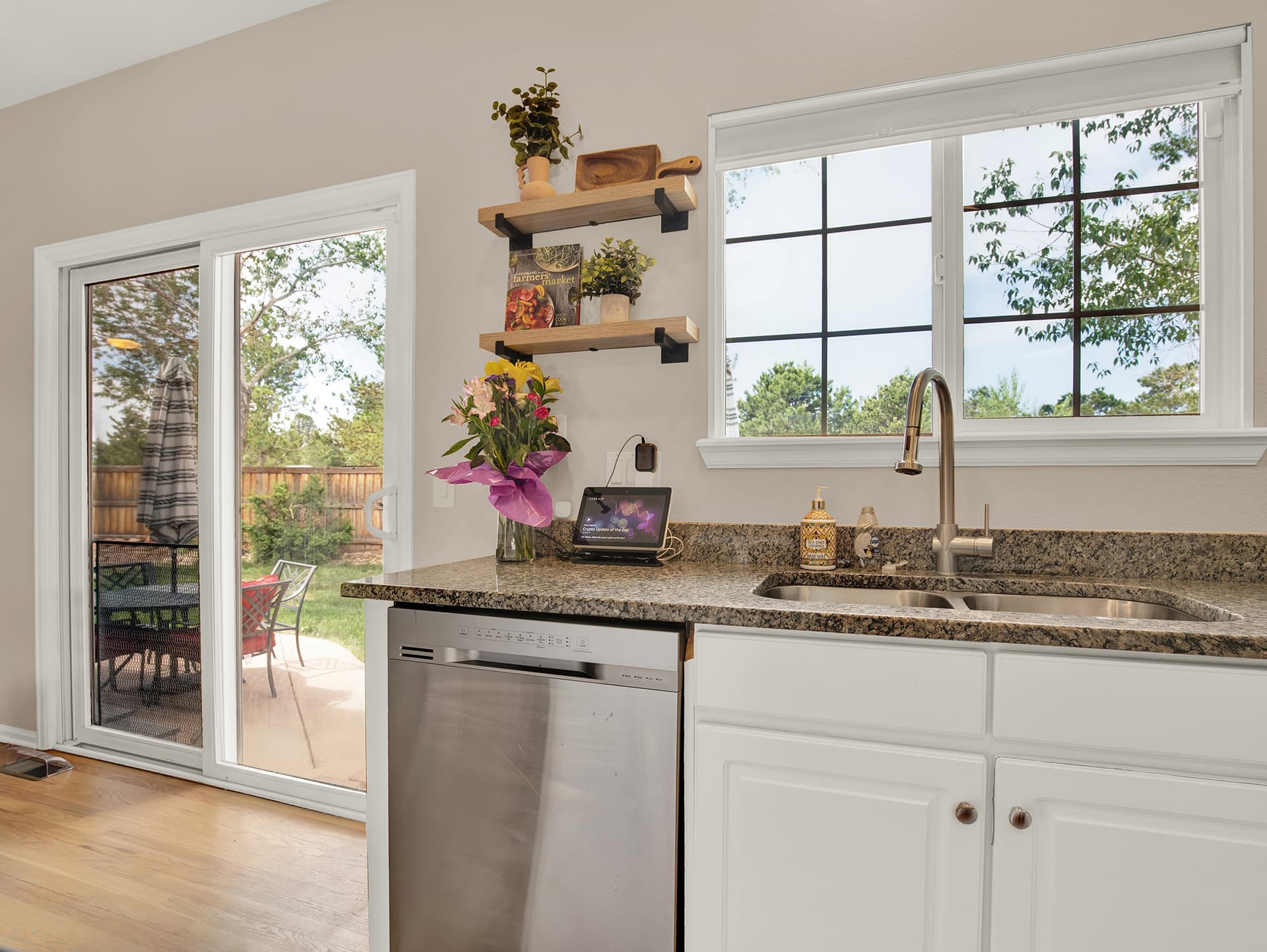 2026_0514_Tourmaline_kitchen_4.jpg