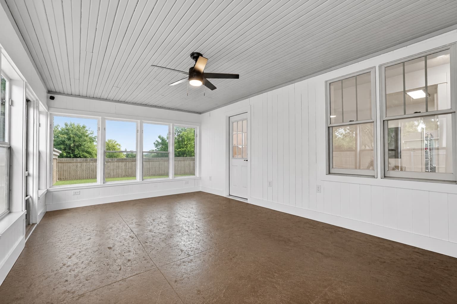 Porch 3.jpg