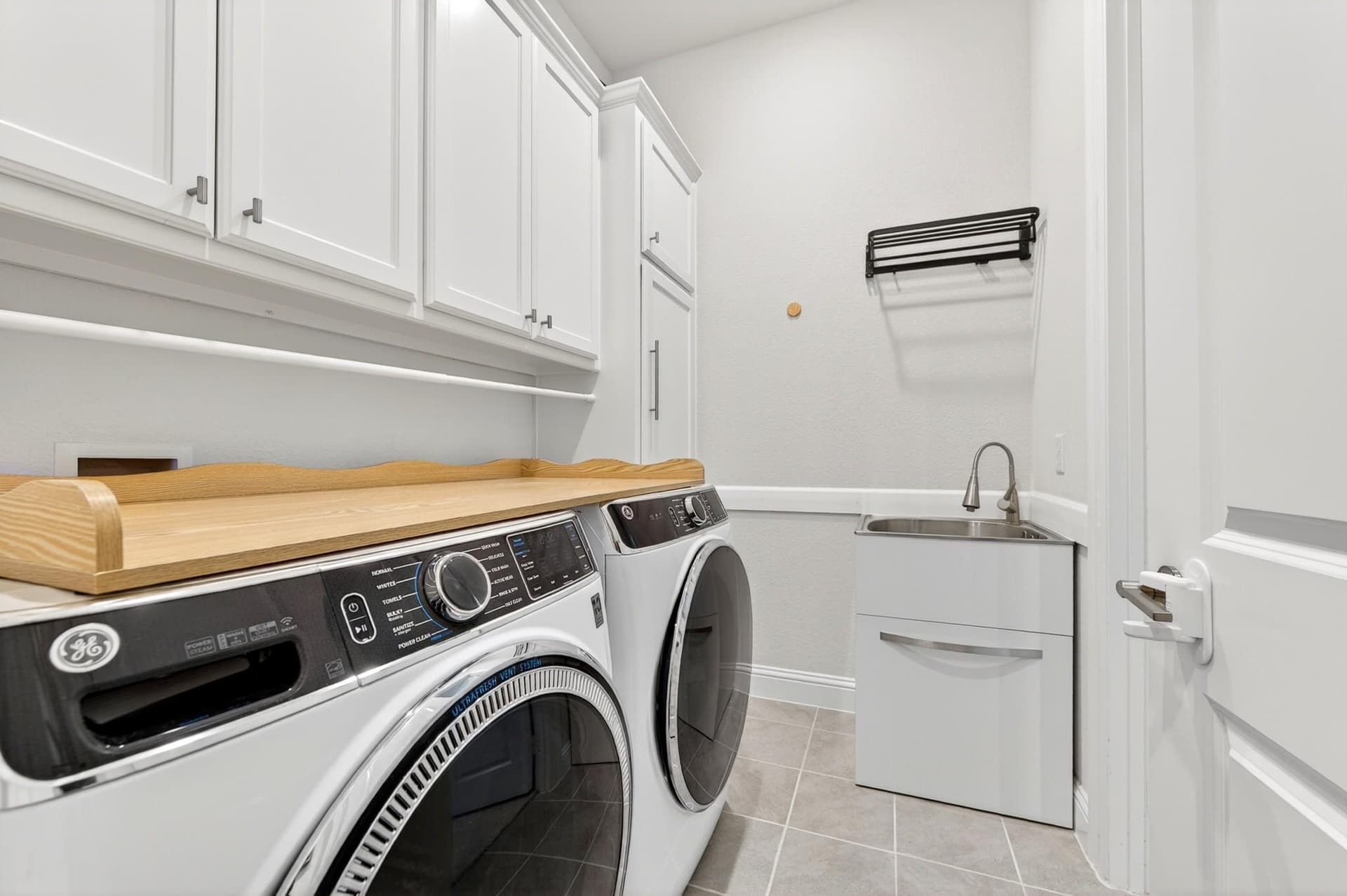 2825 Braemar, The Colony30.jpeg