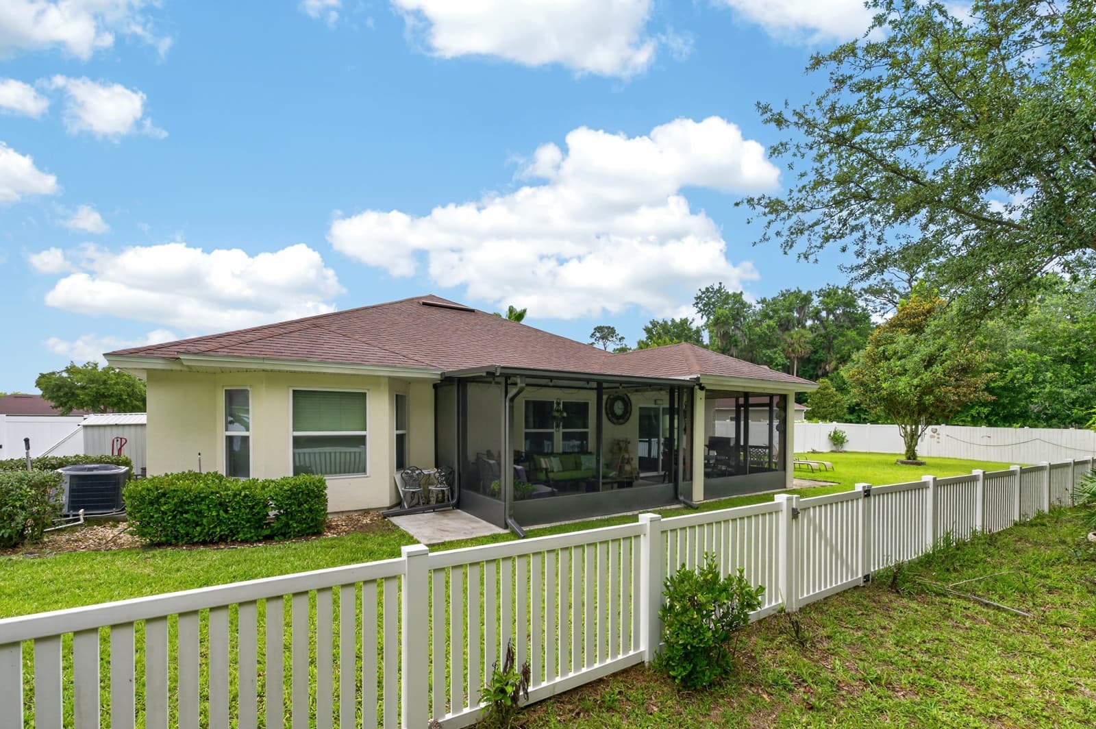 53 Auberry Dr_32137-45.jpg