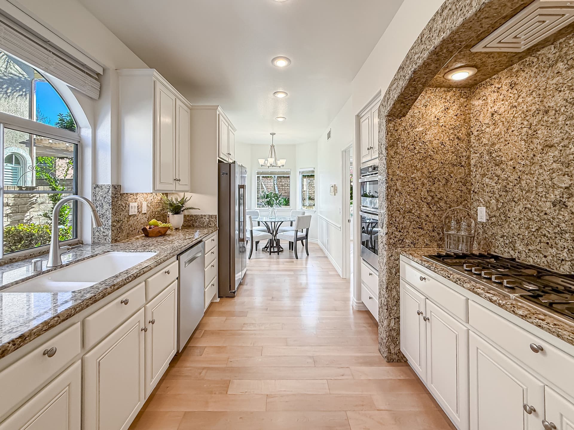 cFamily and Kitchen4.jpg