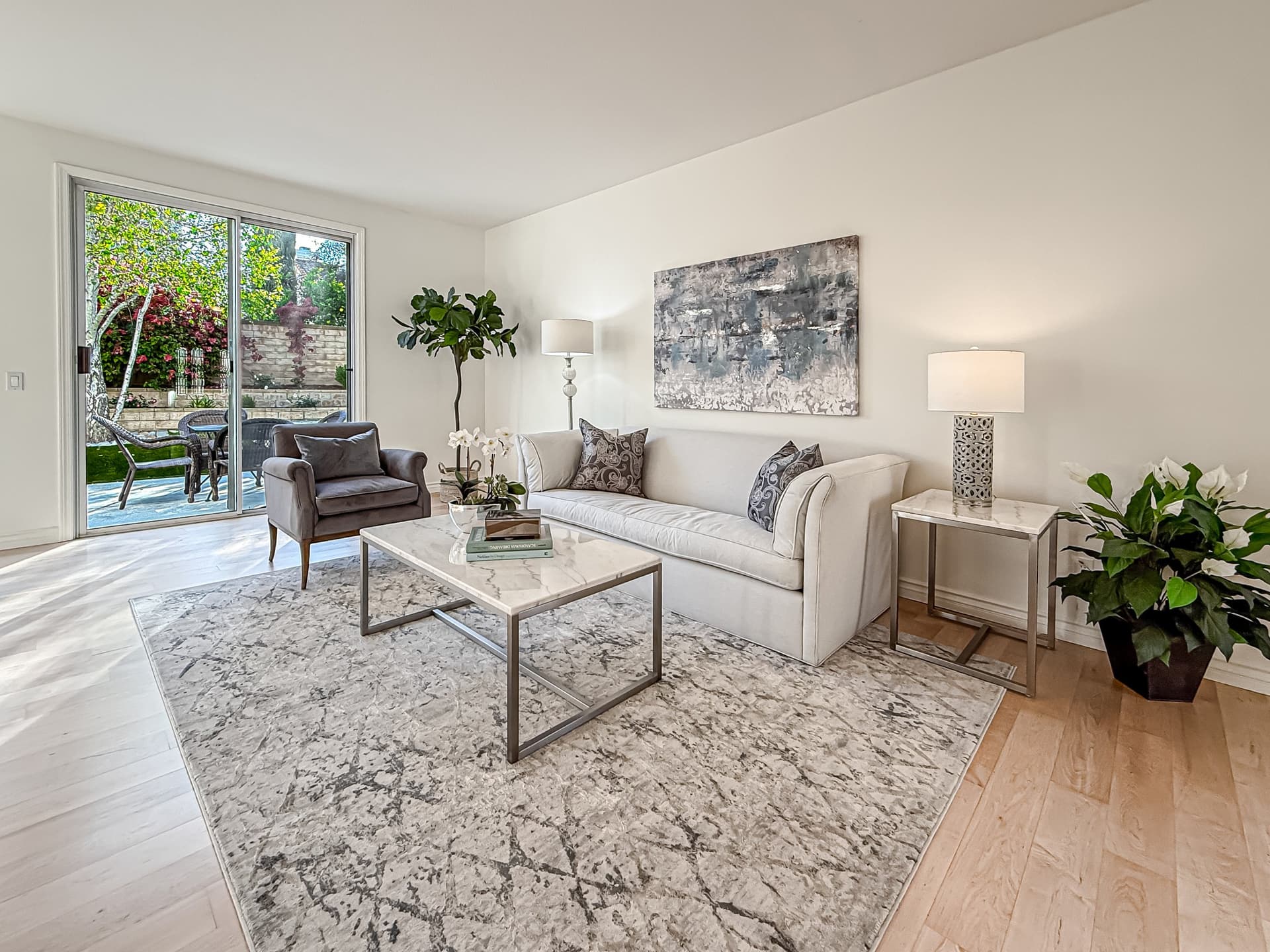 bLiving and Dininig3.jpg