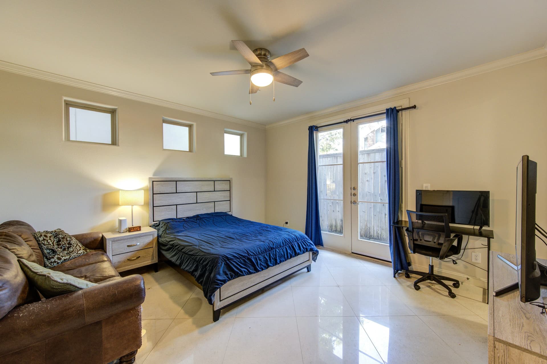 untitled (1 of 9) - Copy.jpg