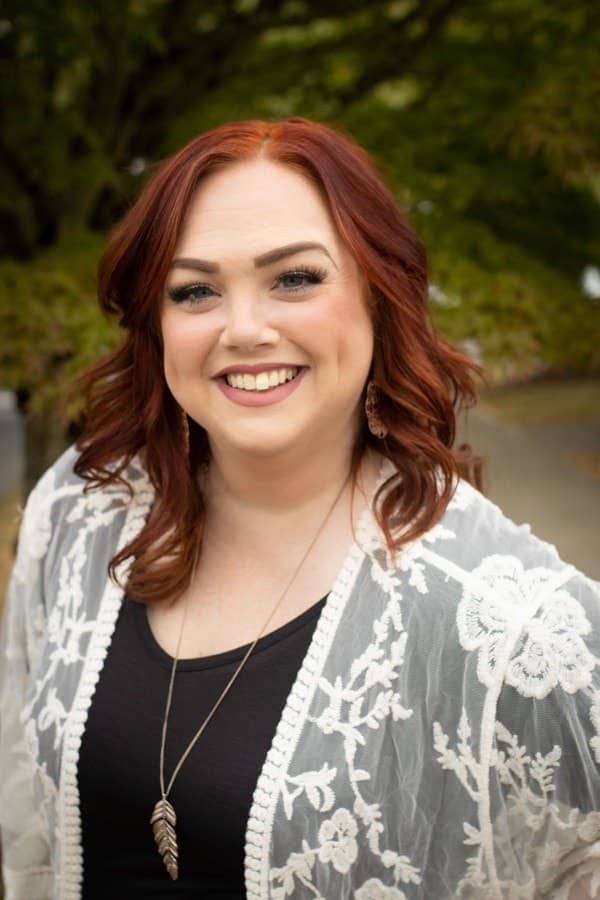 Katie Russ headshot