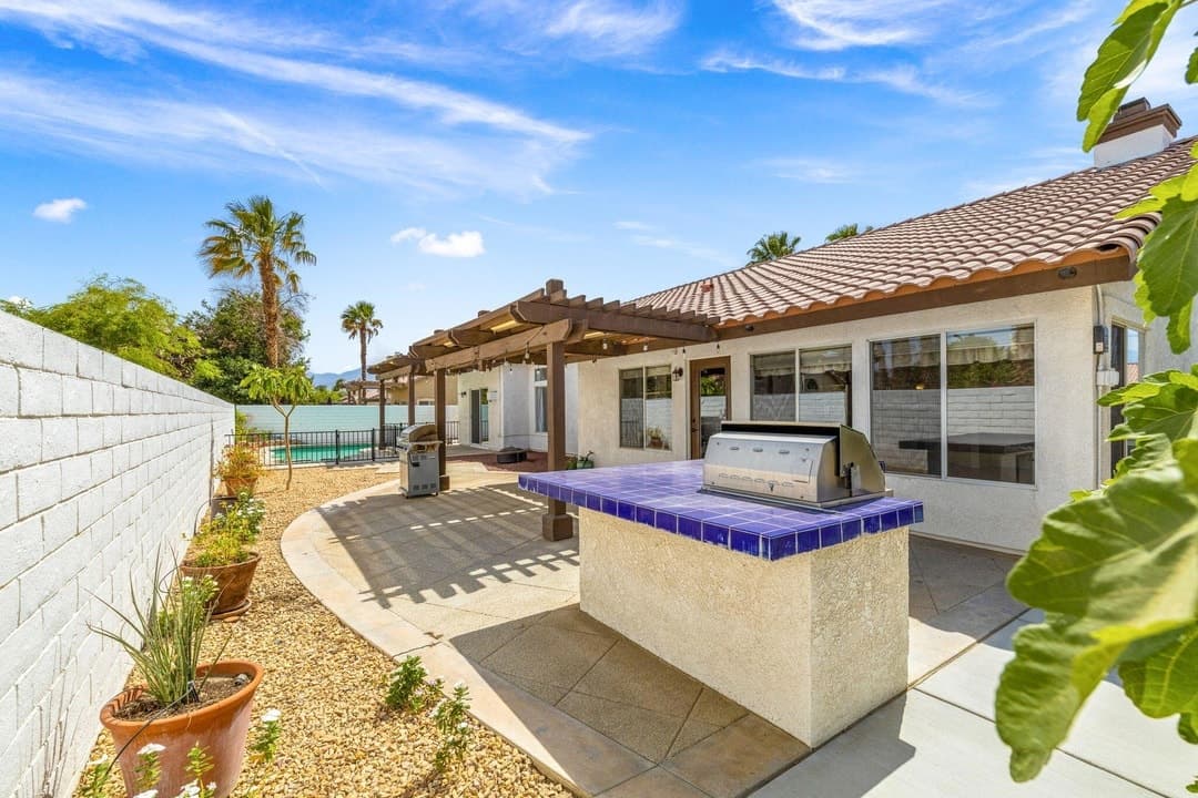 44300-camino-azul-la-quinta-ca-54.jpg