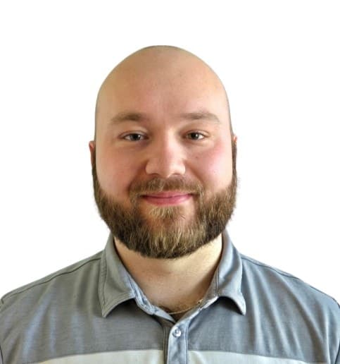 Travis Krutil headshot