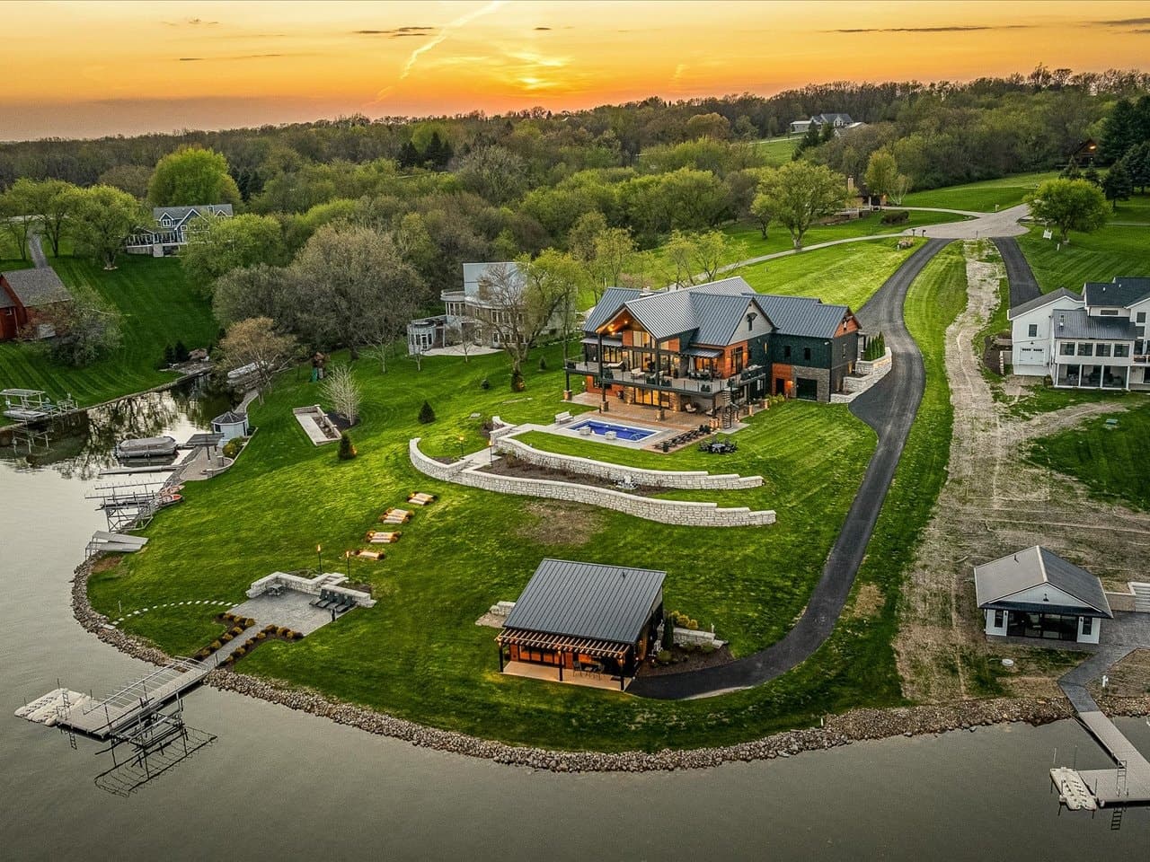 122-DJI_20260422200106_0131_D.jpg