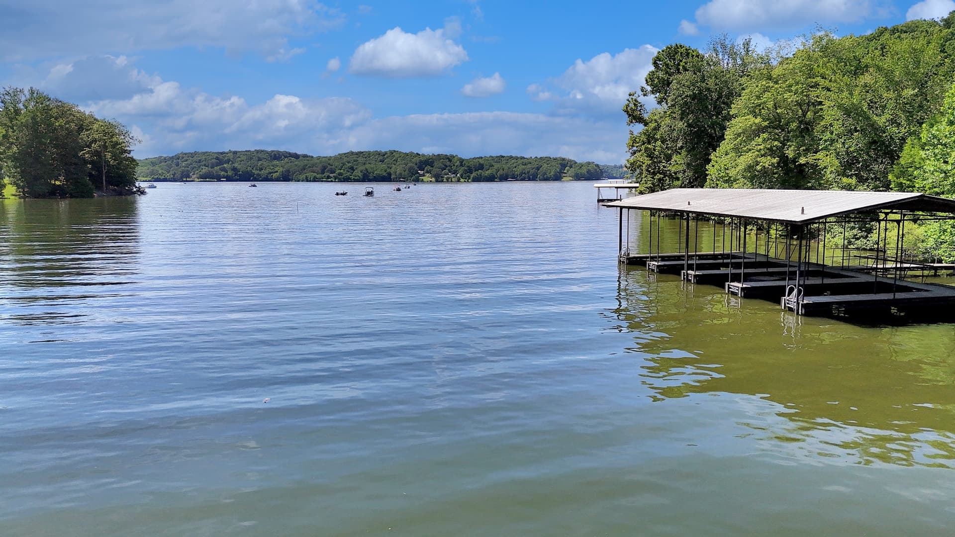 002_2_Slips_In_4_Slip_Dock.jpg