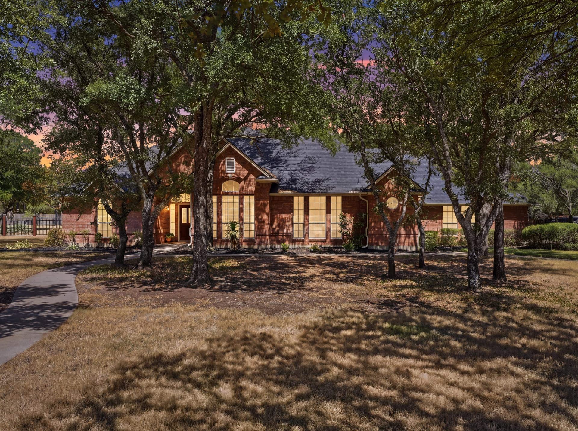 156_S_Fork_Dr_Hudson_Oaks_TX_76087_002.jpg