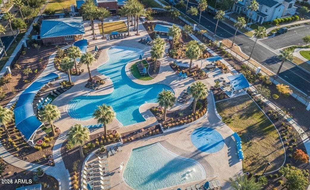 Maiden_lane_pool_aerial.jpg