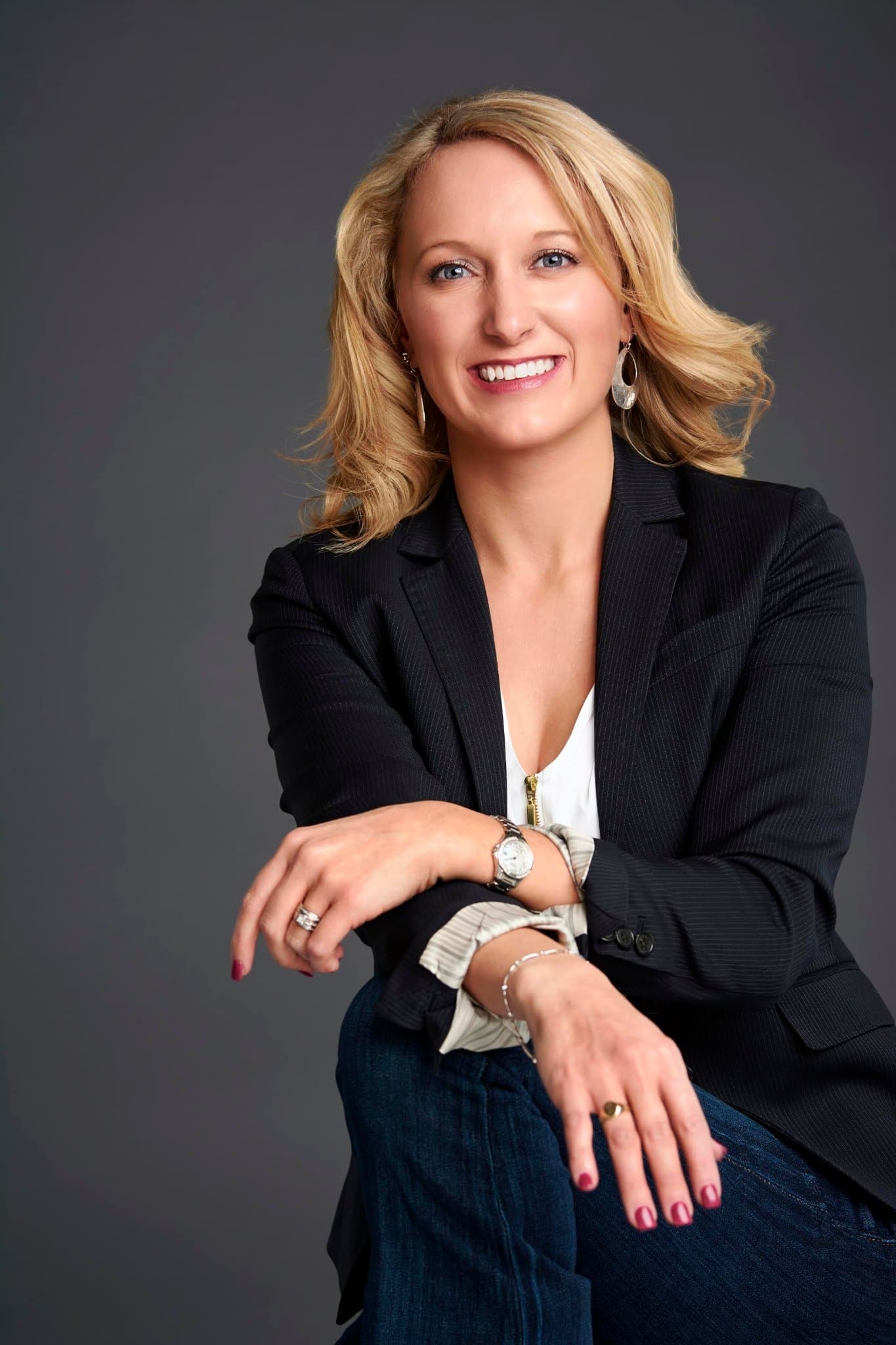 Lindsey morrow headshot