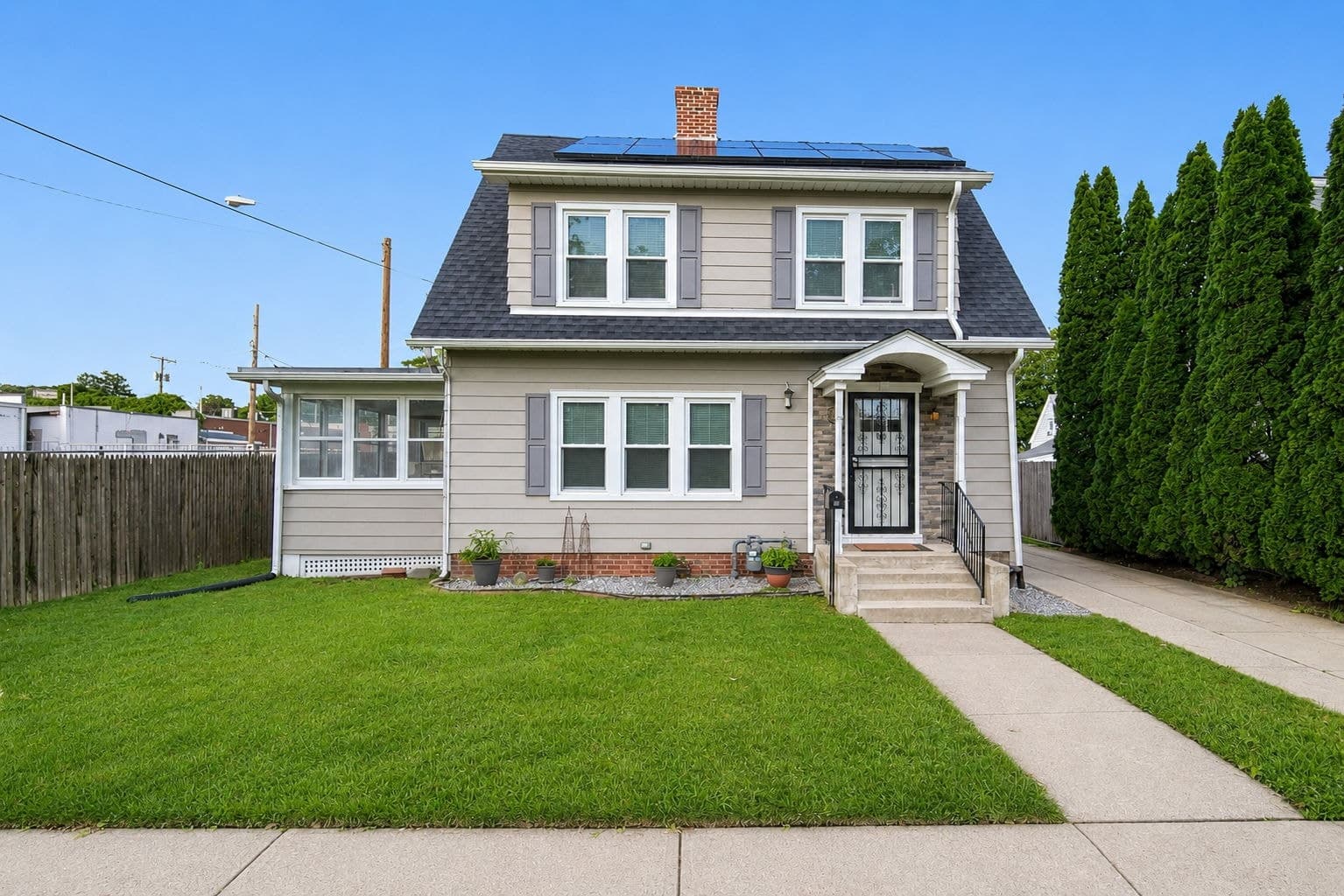 2-web-or-mls-15-garland-st.jpg