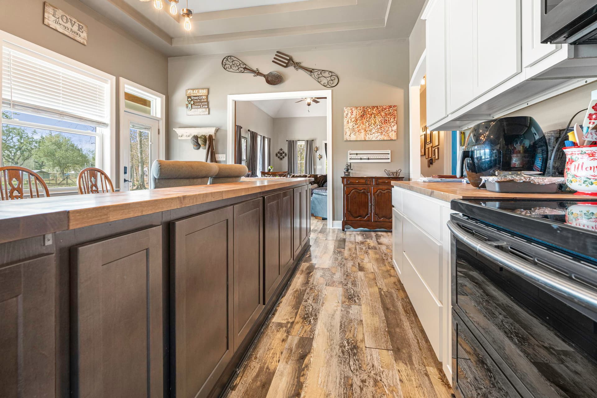 14-web-or-mls-Indian Village (21).jpg