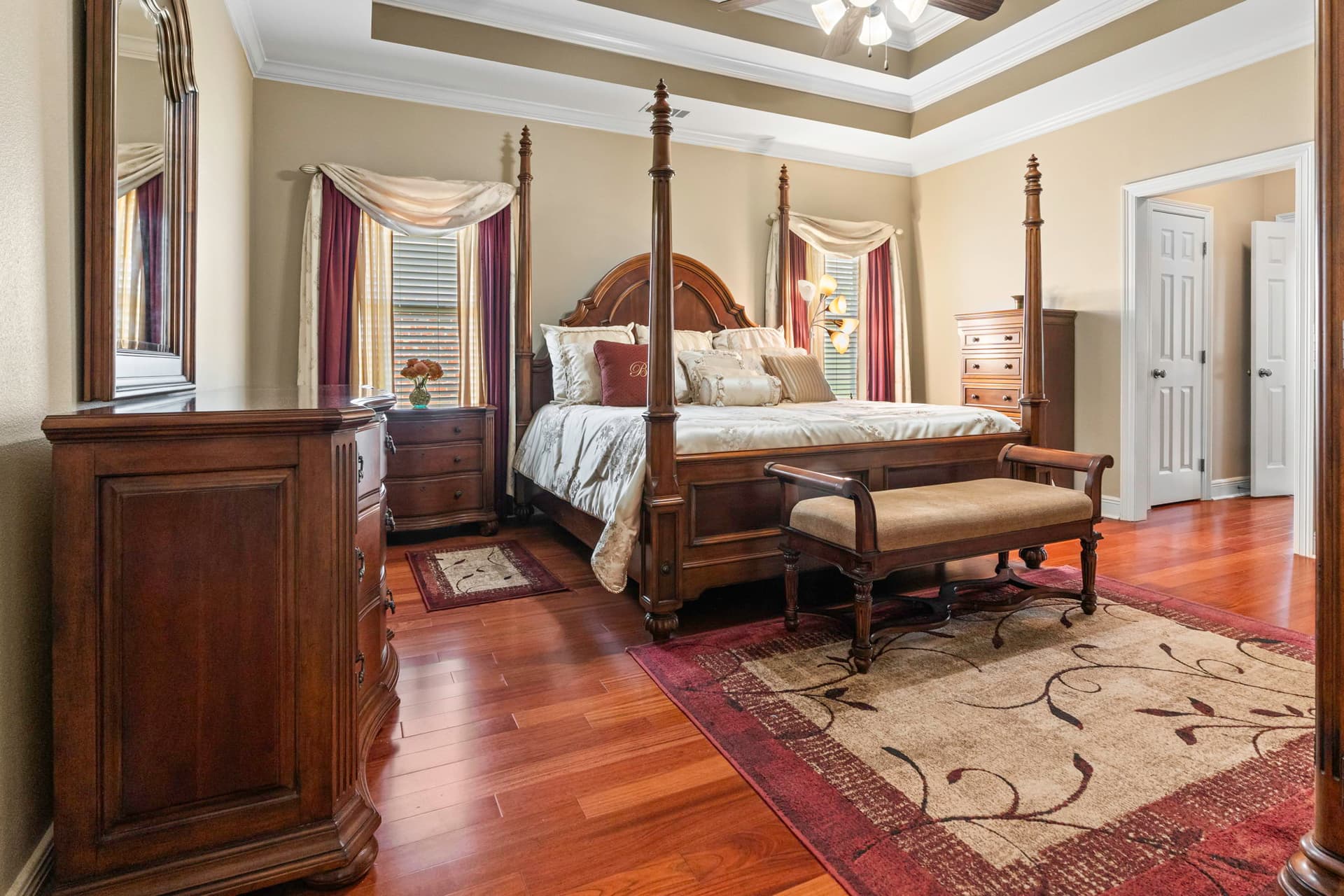 20-web-or-mls-Cypress Lakes (16).jpg