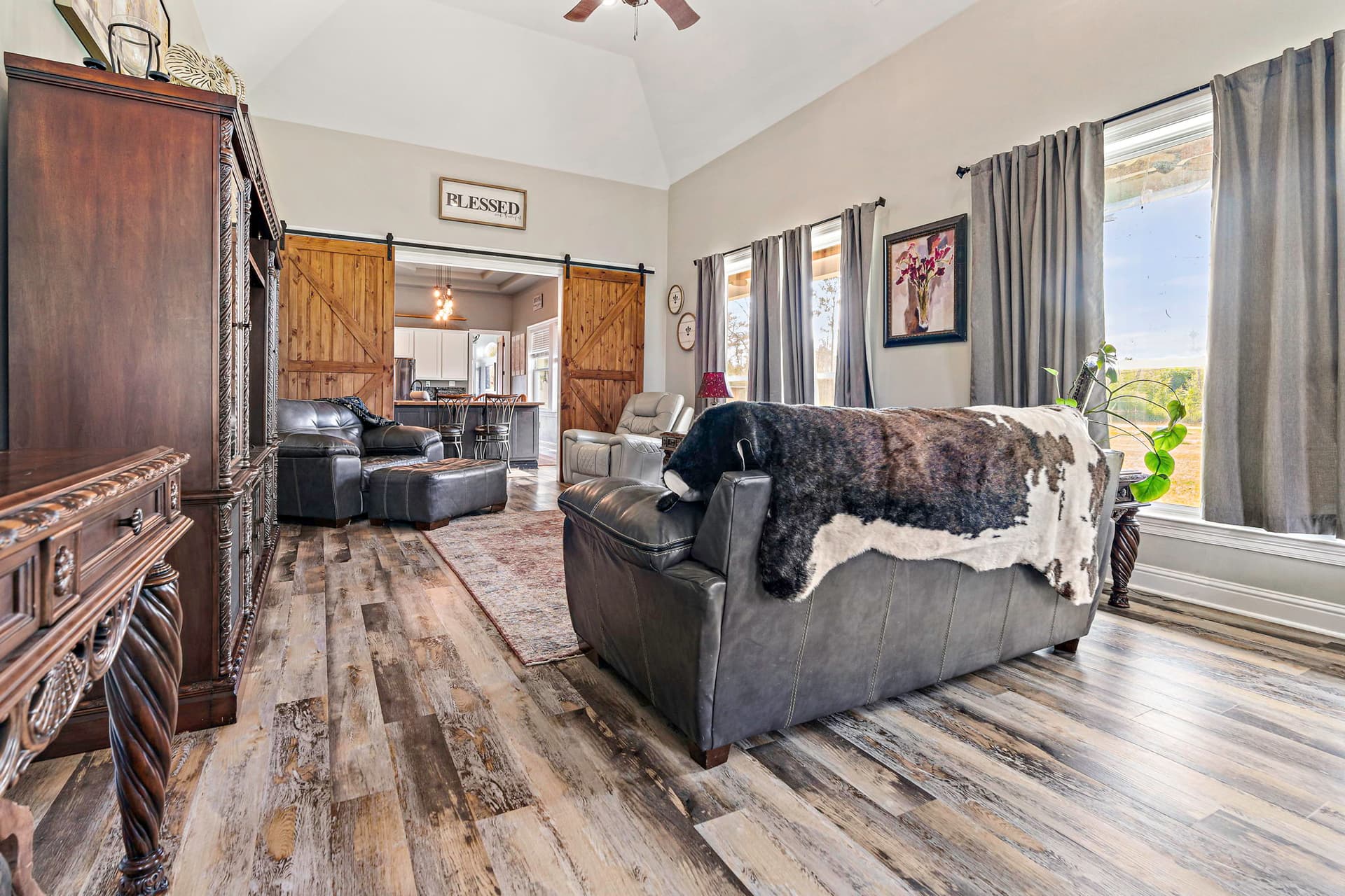 9-web-or-mls-Indian Village (16).jpg