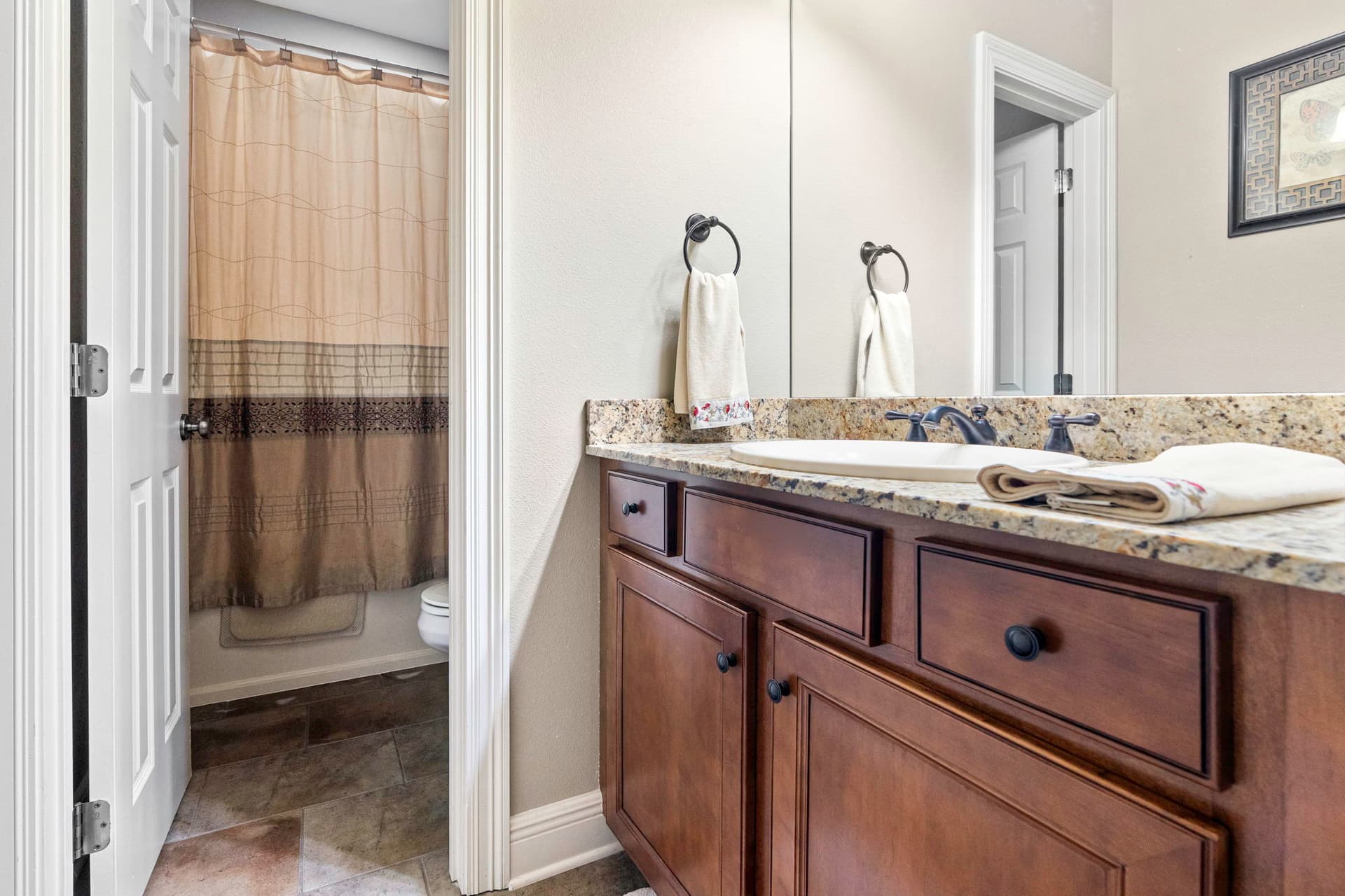 25-web-or-mls-Cypress Lakes (3).jpg