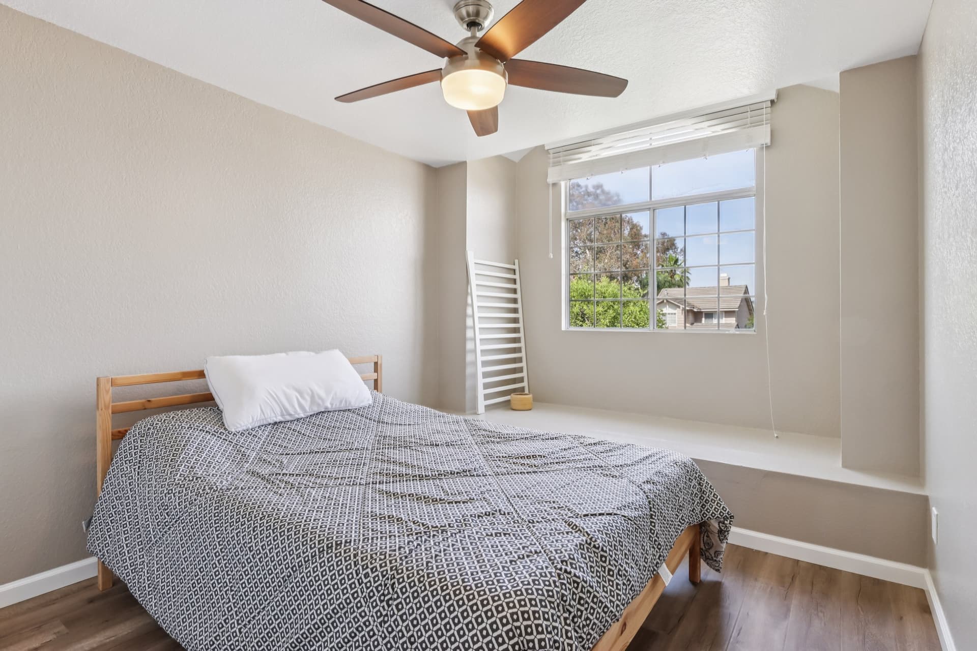 33-print-Oakgrove Ct-S3103-033.jpg