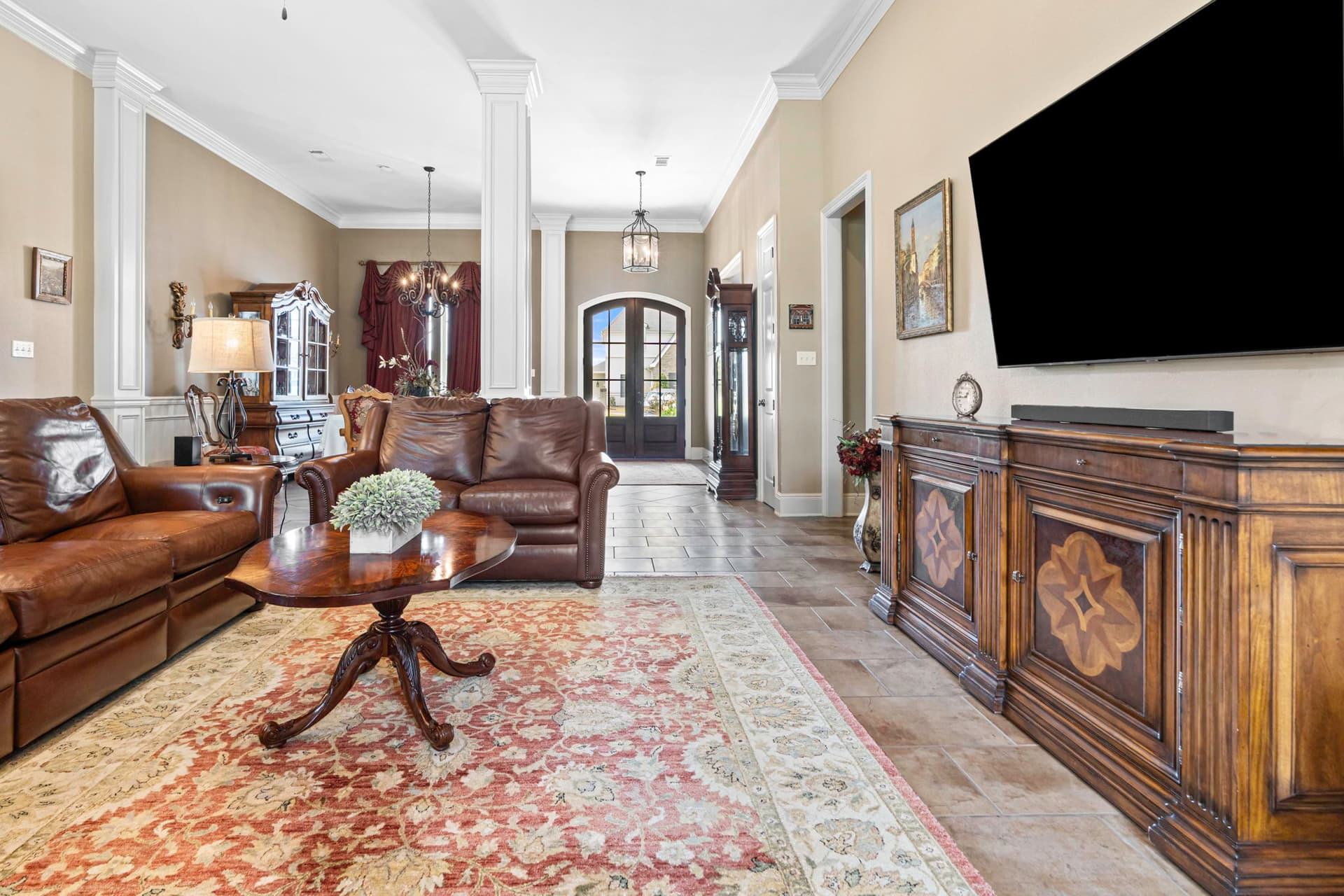 12-web-or-mls-Cypress Lakes (9).jpg