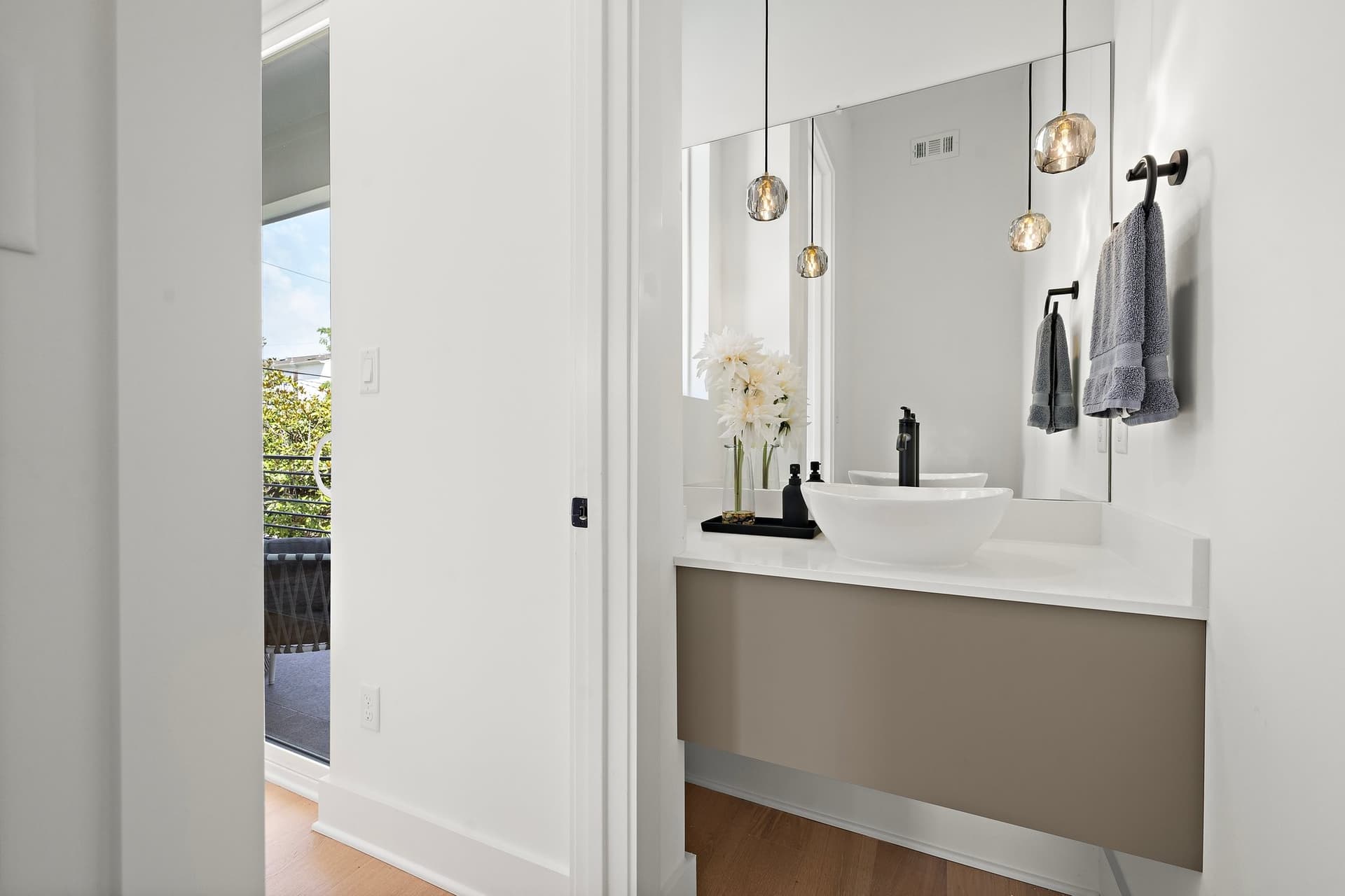 1607 barbee fp 18.jpg