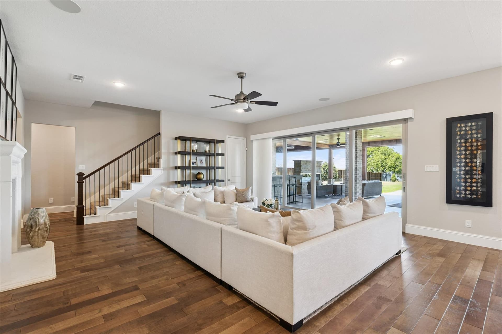 7740 Castlebridge v17.jpeg