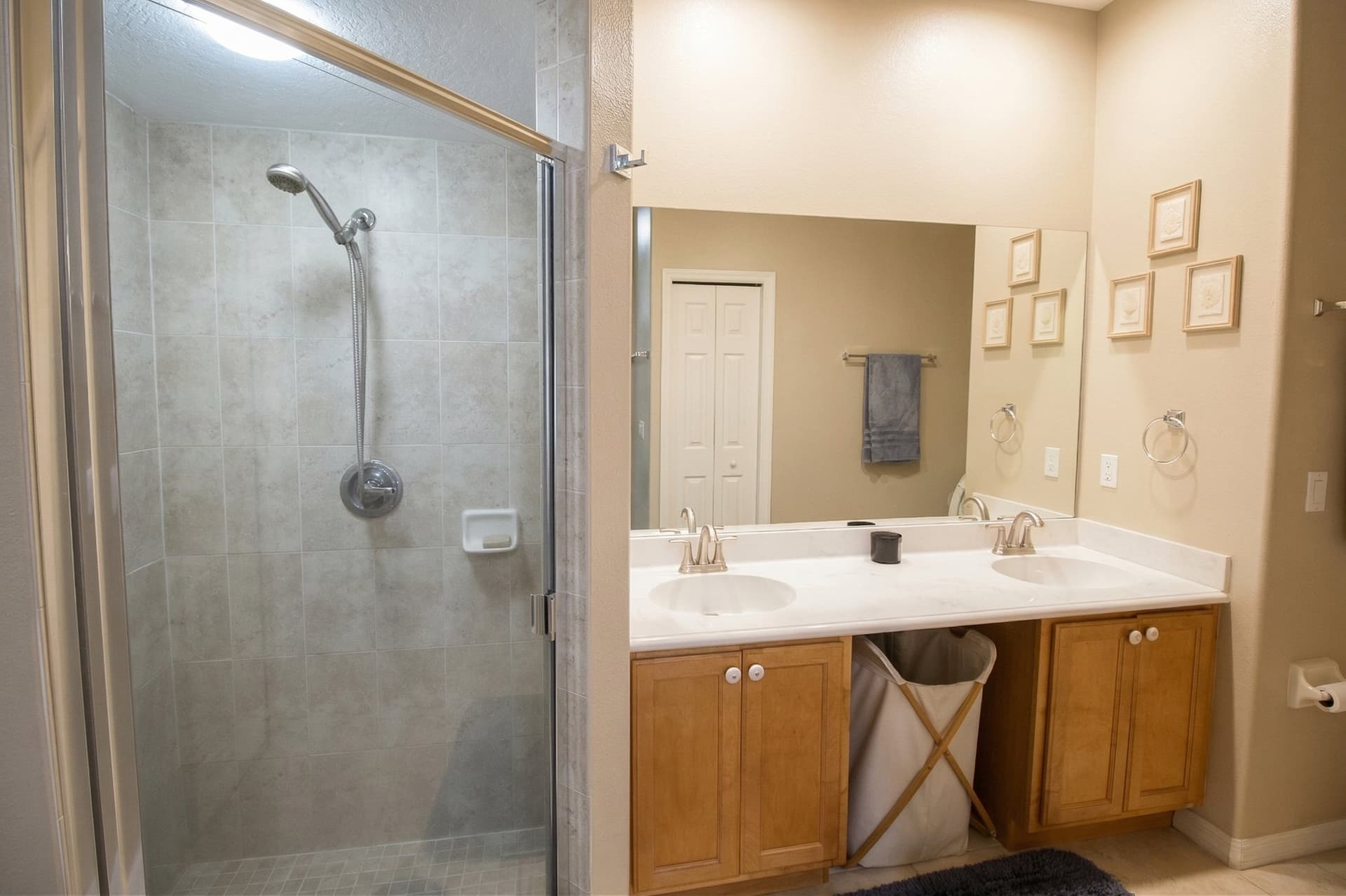 master bath 4.jpg