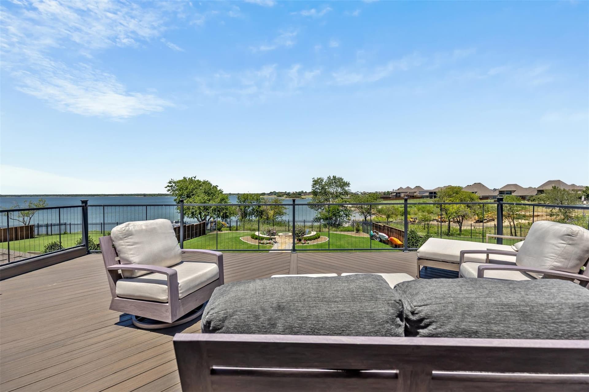 7740 Castlebridge v29.jpeg