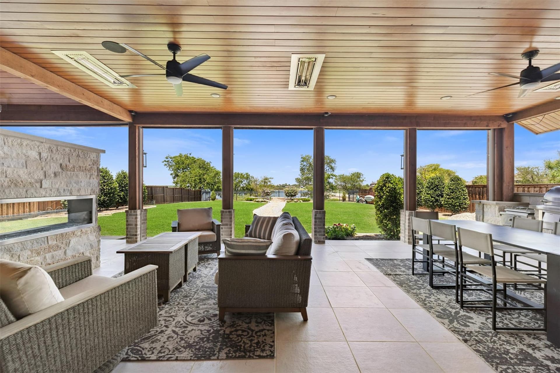 7740 Castlebridge v32.jpeg