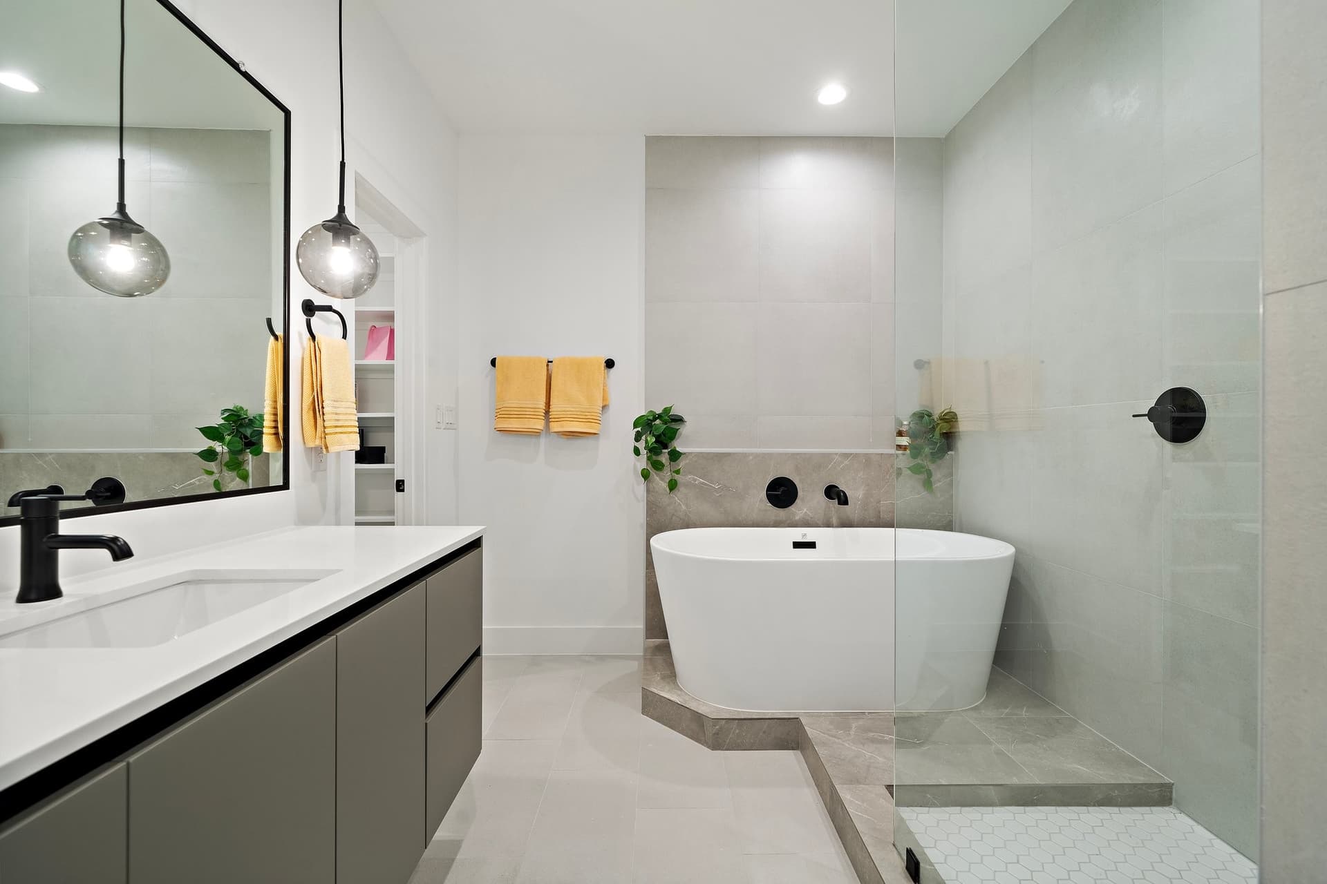 1607 barbee fp 24.jpg