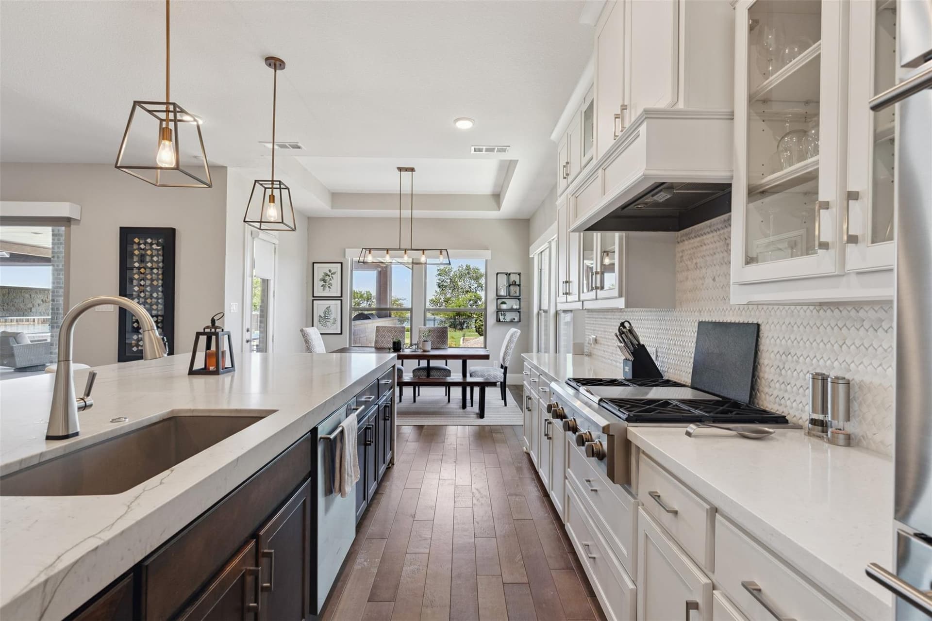 7740 Castlebridge v15.jpeg