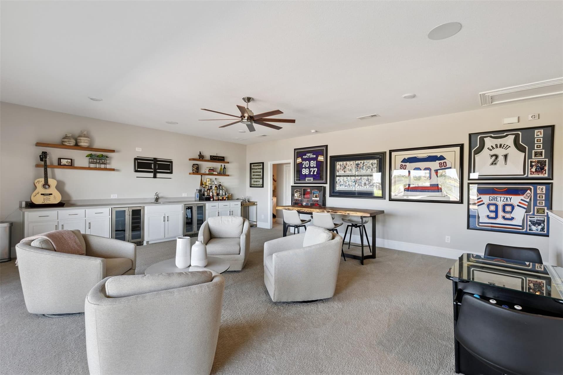 7740 Castlebridge v26.jpeg