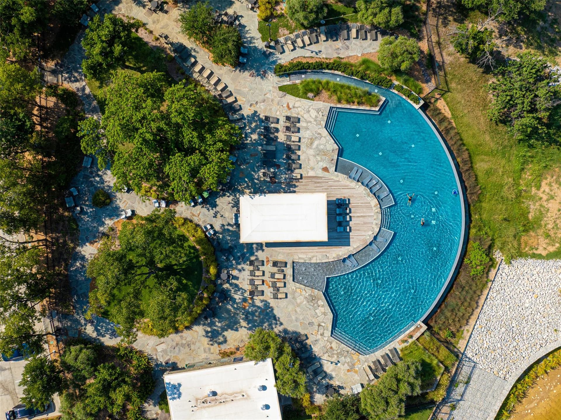 7740 Castlebridge v39.jpeg