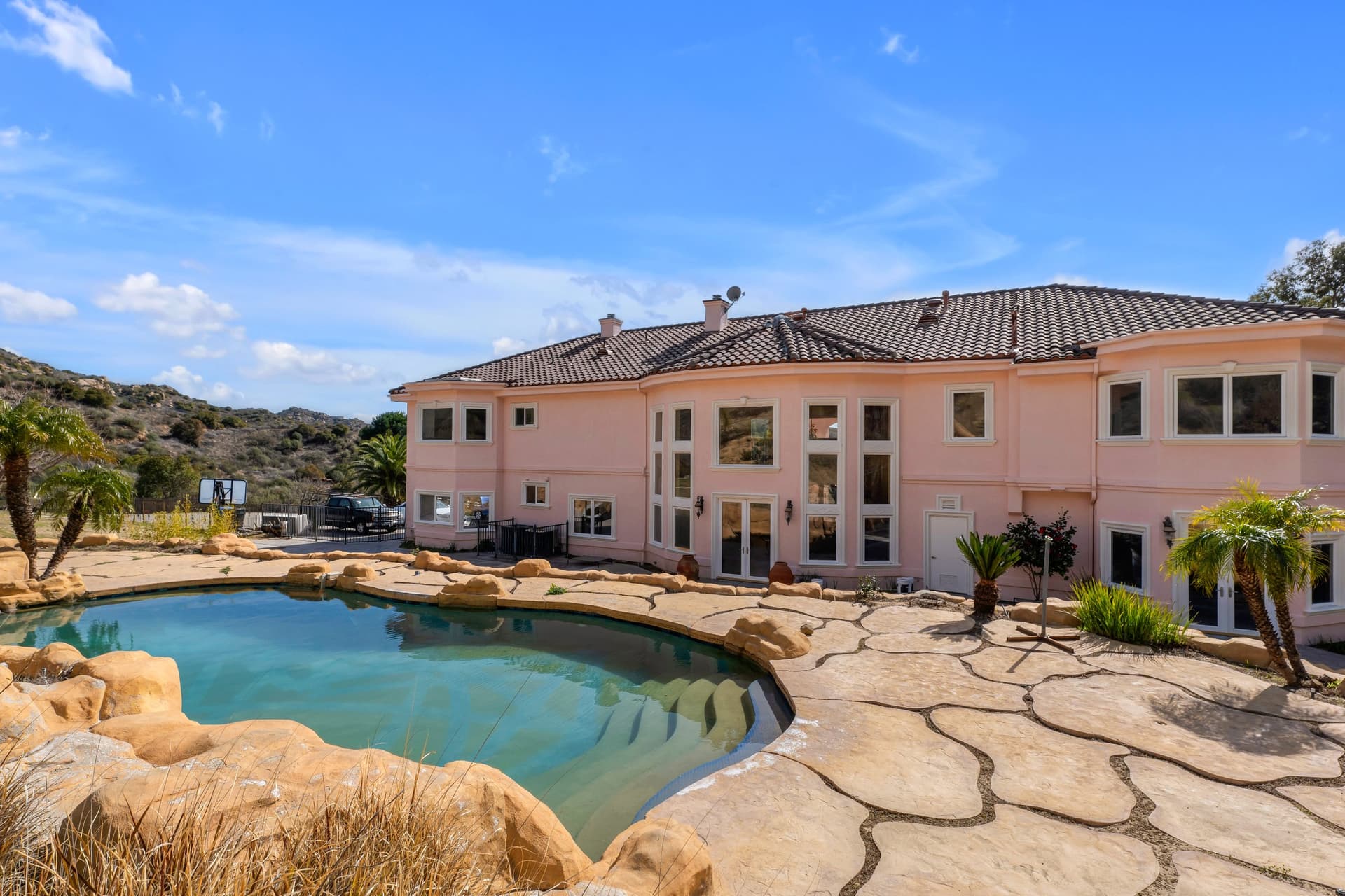 15 Maverick Ln - HSHPord -60.jpg