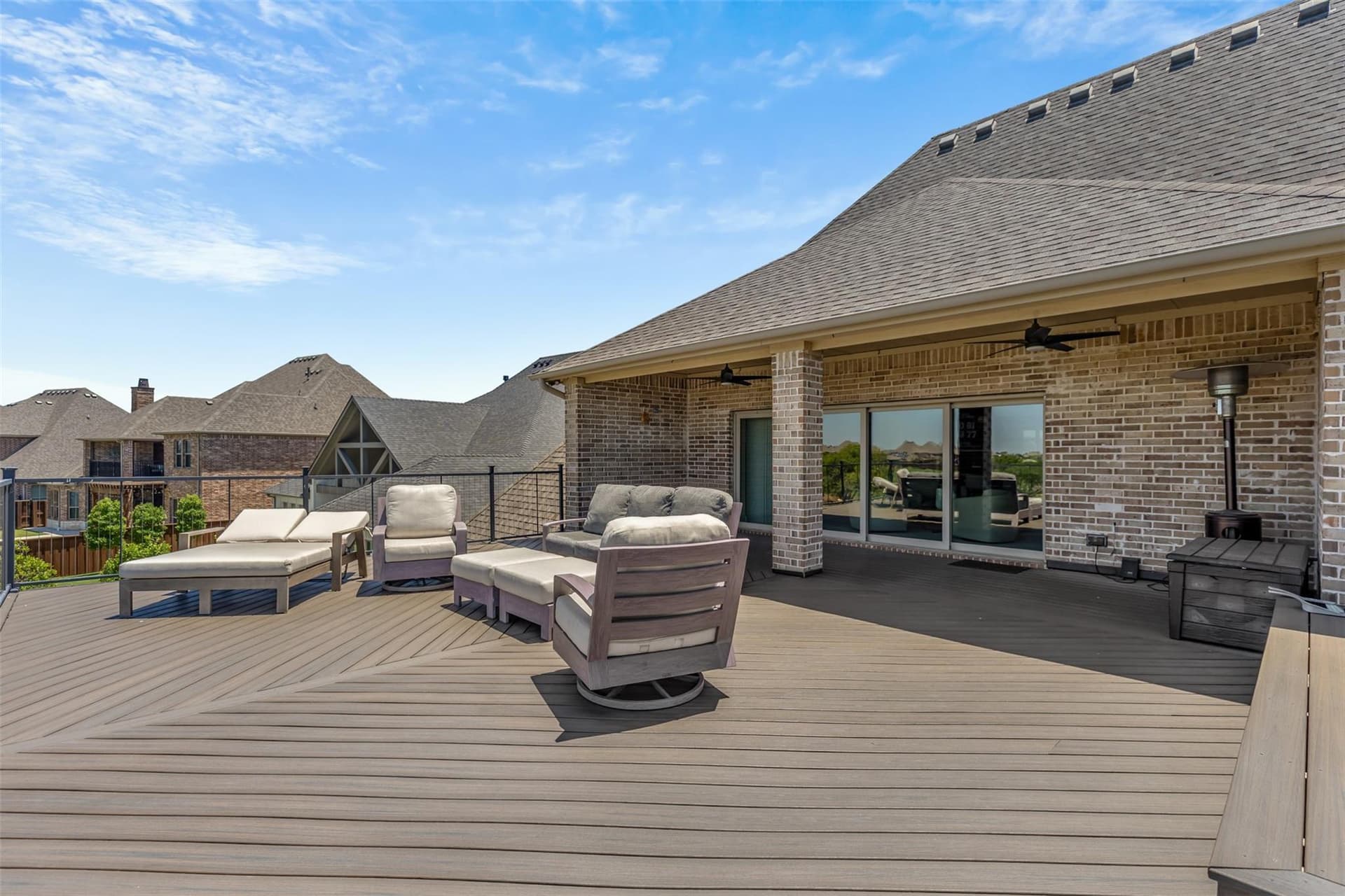 7740 Castlebridge v30.jpeg