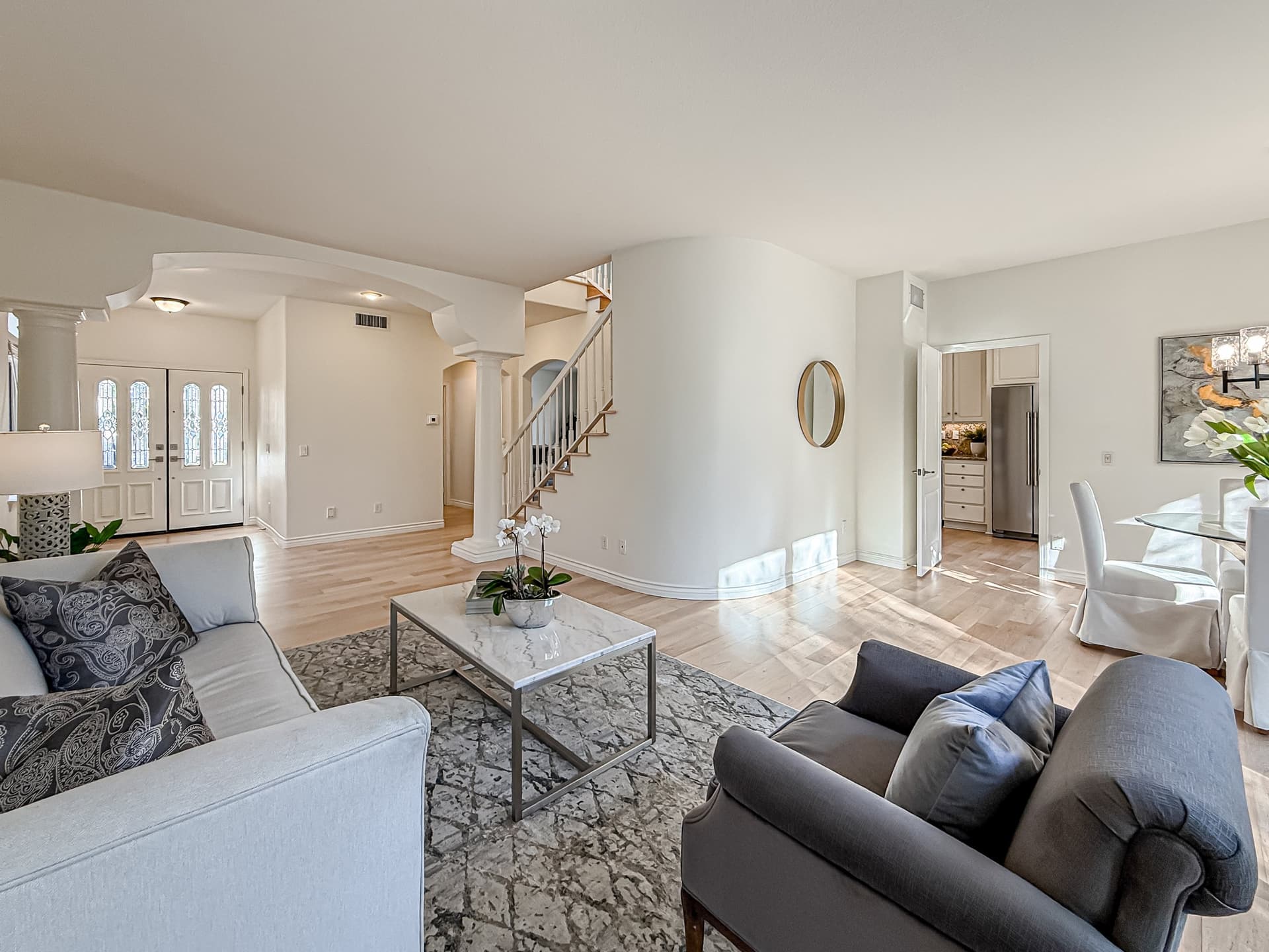 bLiving and Dininig5.jpg