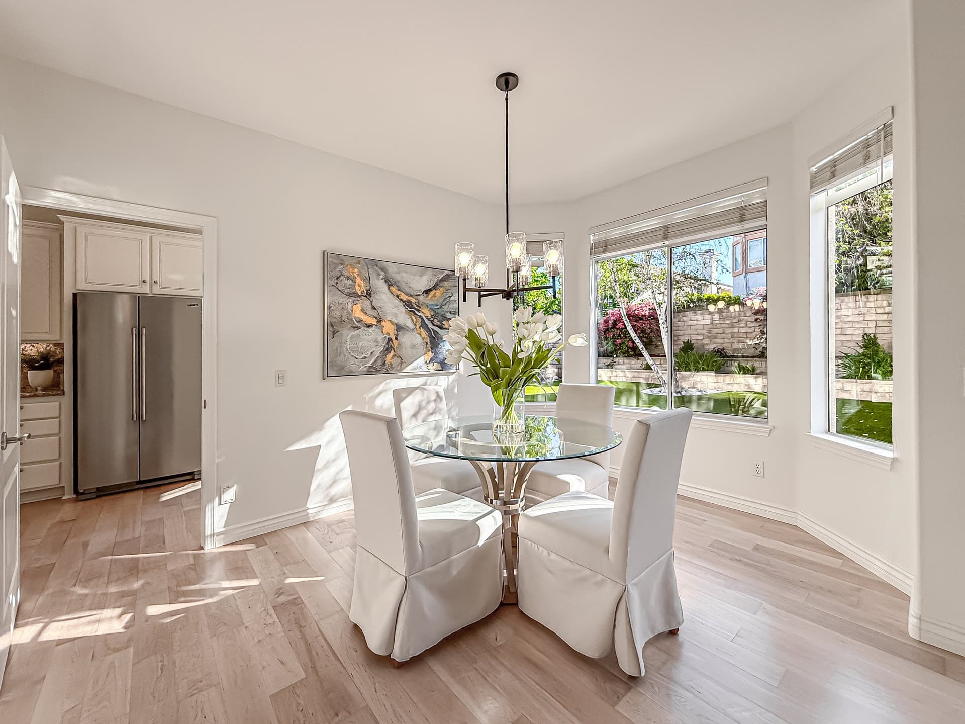 bLiving and Dininig6.jpg